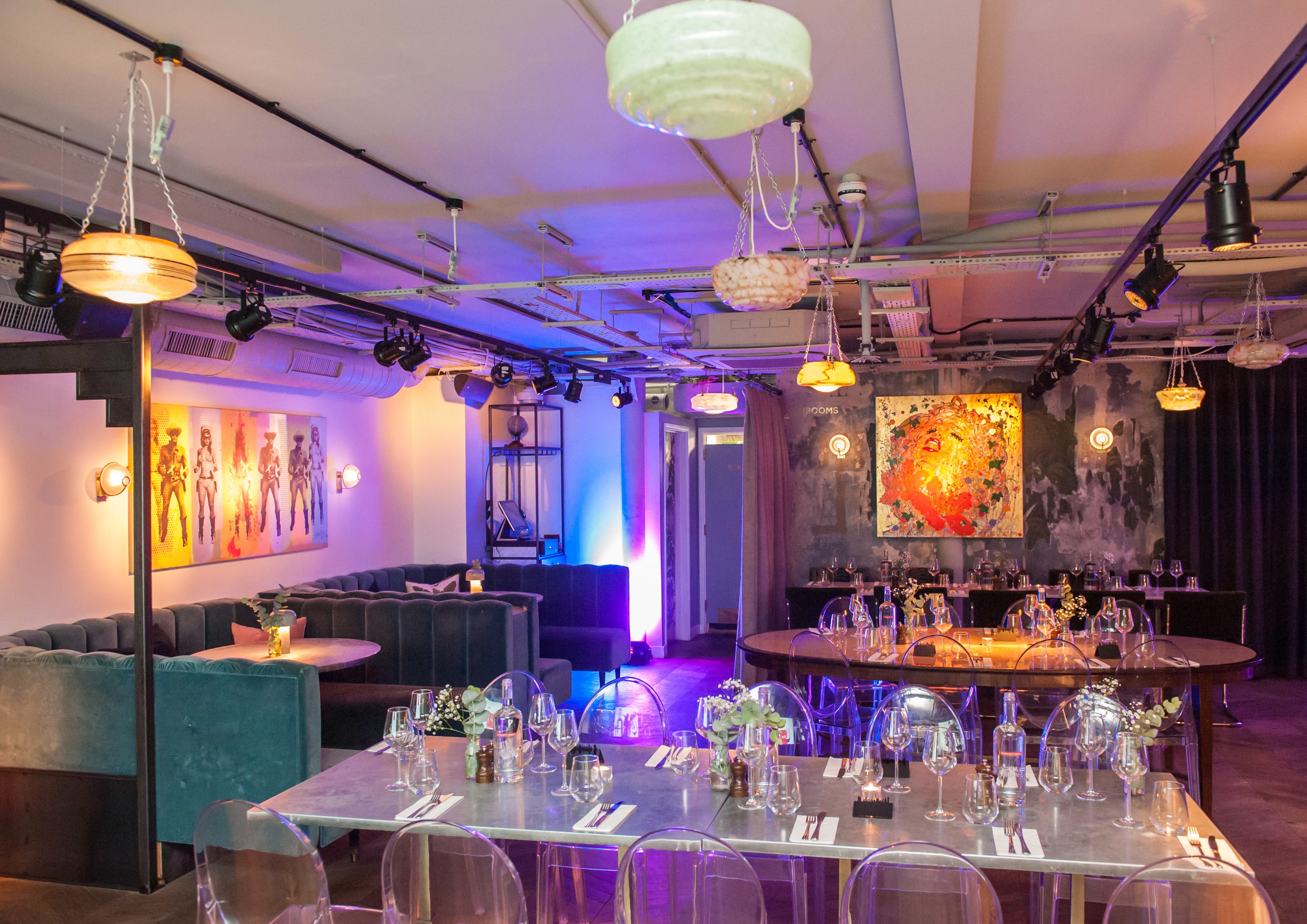 Photo of Scarlett Green, Whole Venue