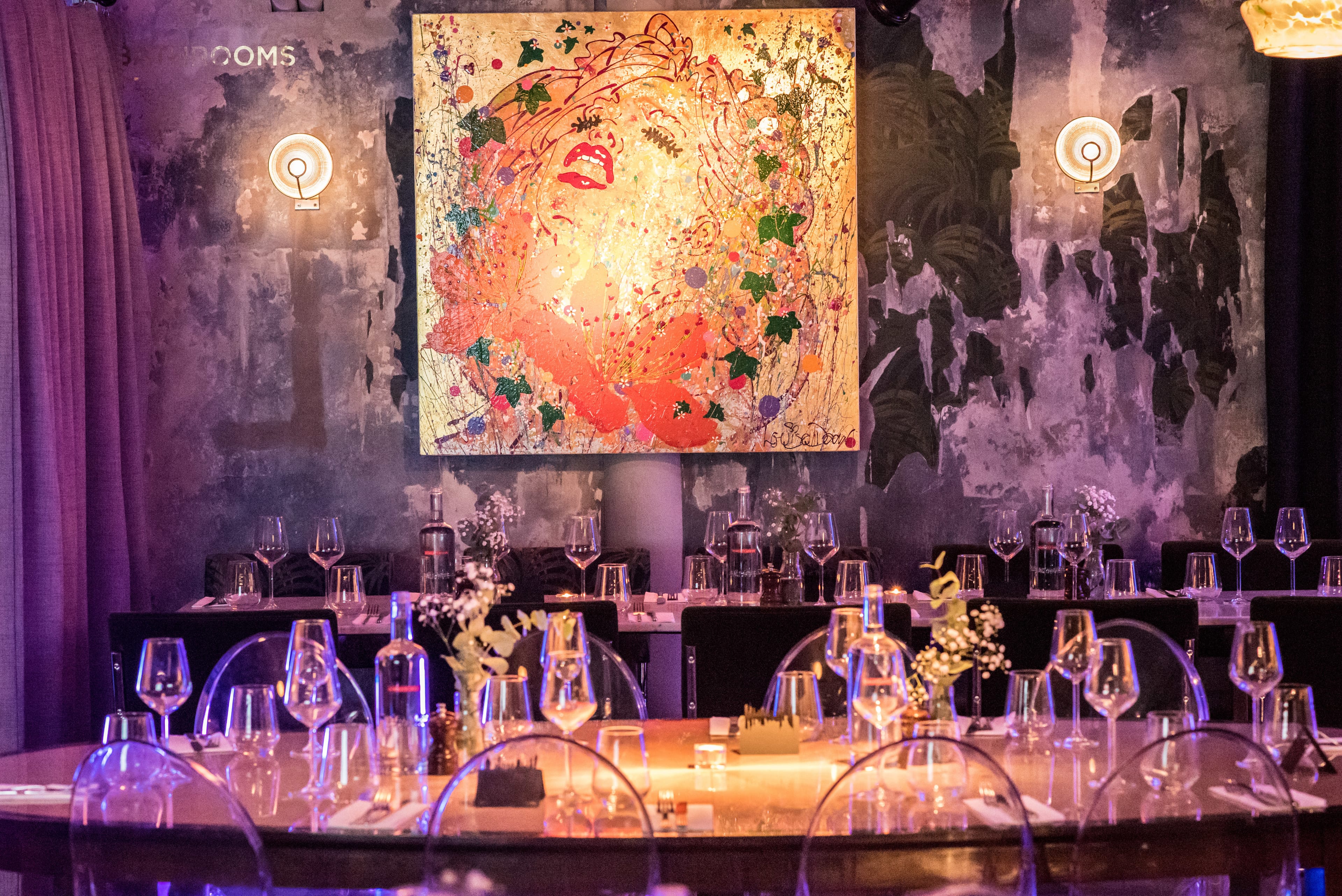 Photo of Scarlett Green, Whole Venue