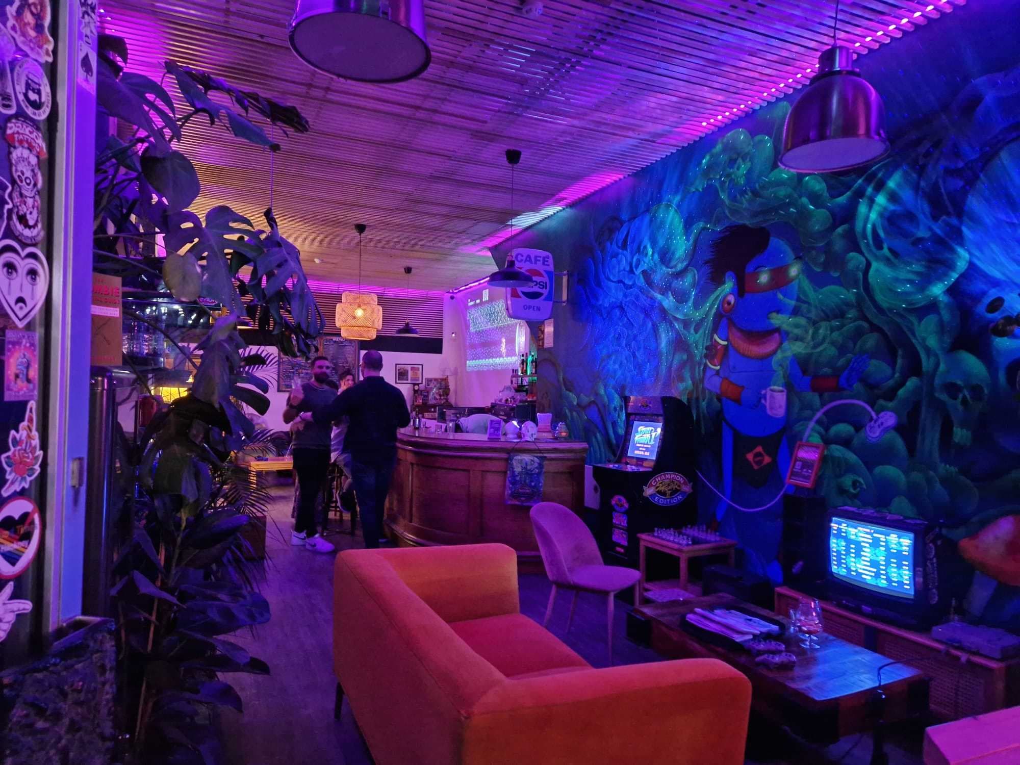 Zombie Retro Bar, Zombie Games Cafe & Bar photo #7