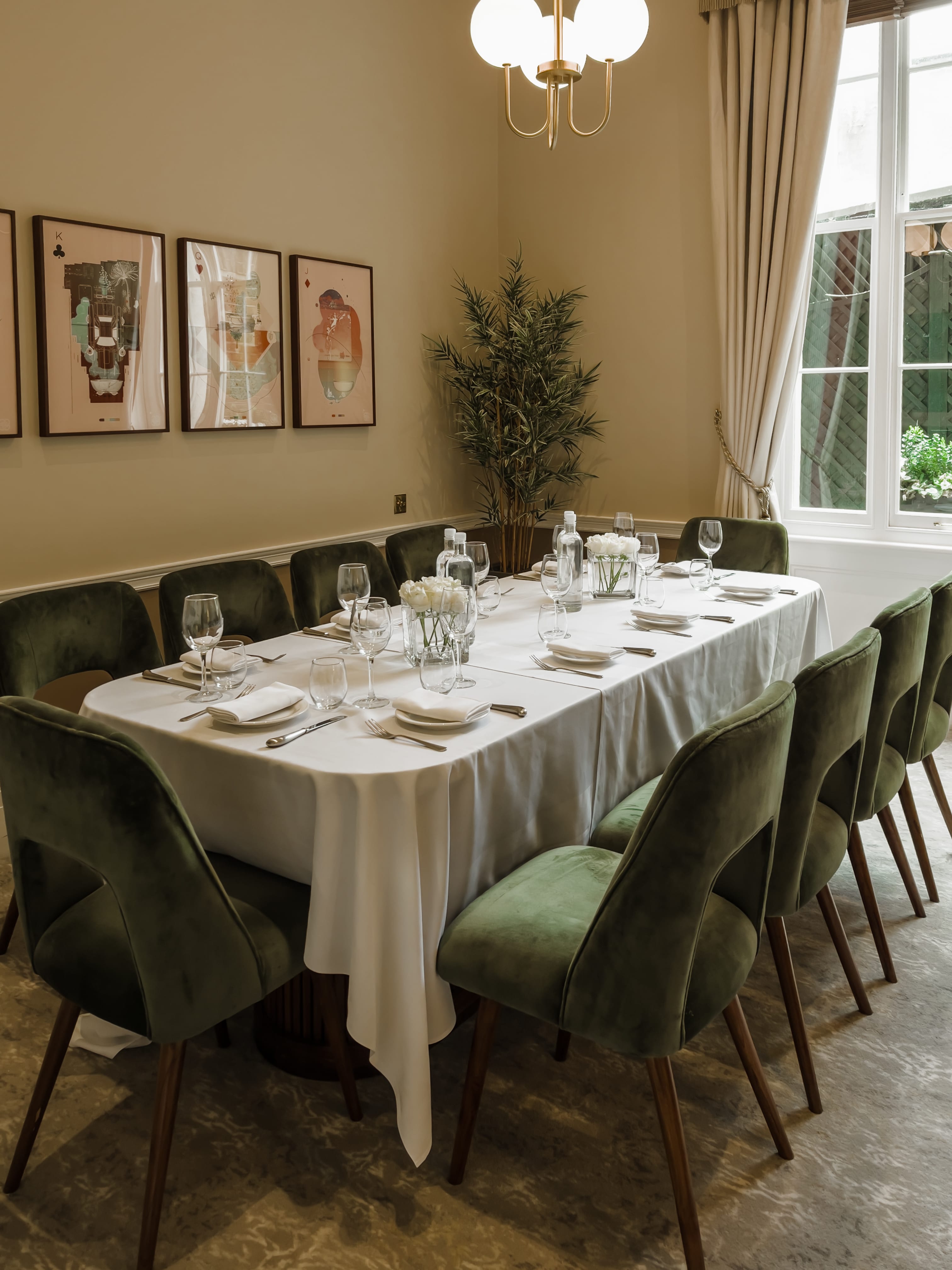 Photo of Roseate House London, Club Prive