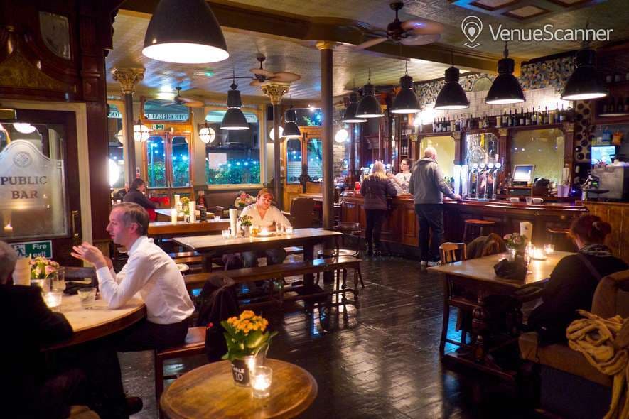 Great Exhibition, Semi-private Area photo #3