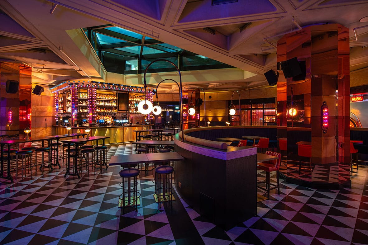 Photo of Puttshack Bank, Watch The World Cup At Puttshack Bank