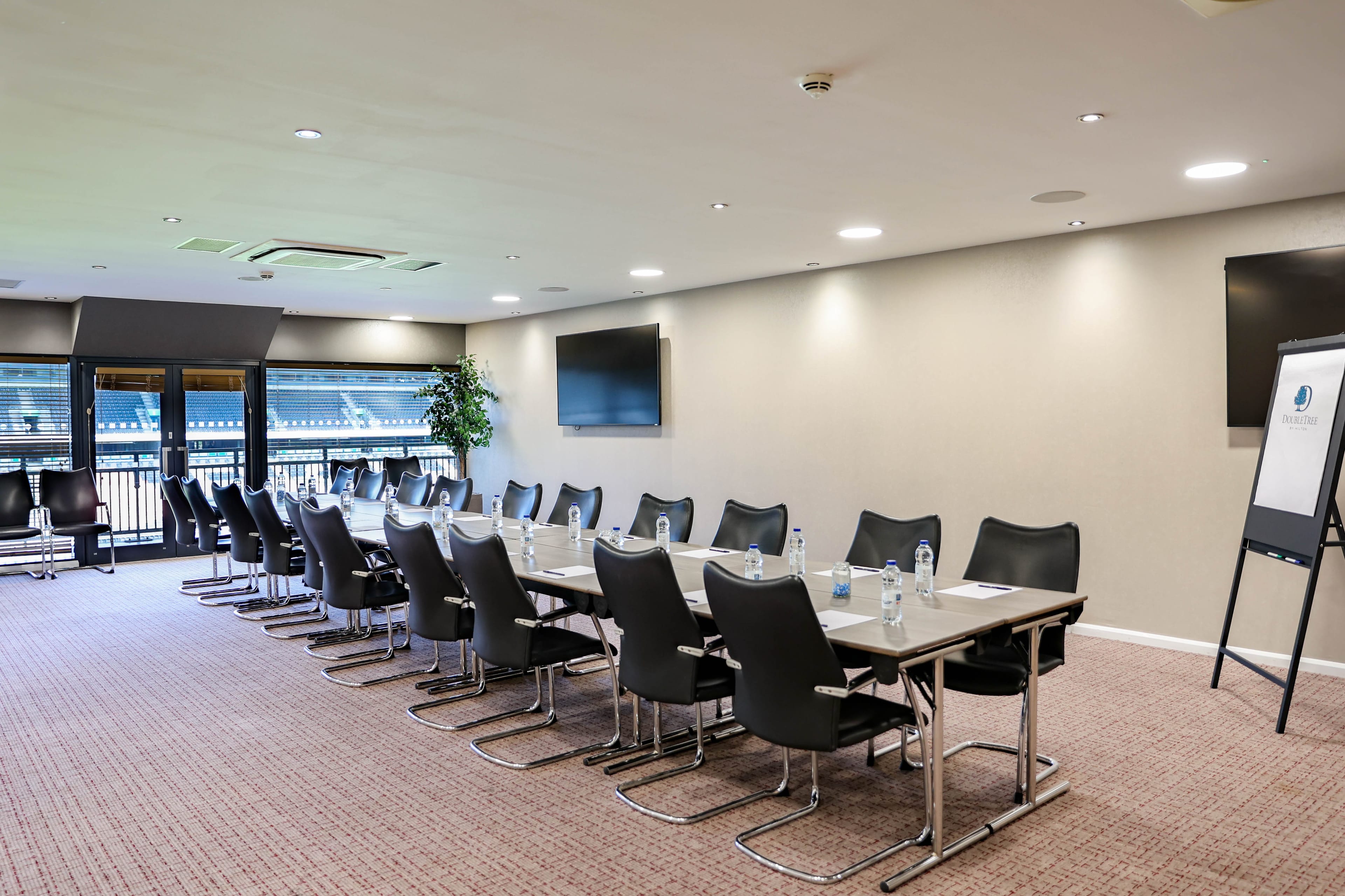 Photo of Stadium Mk, Analysis