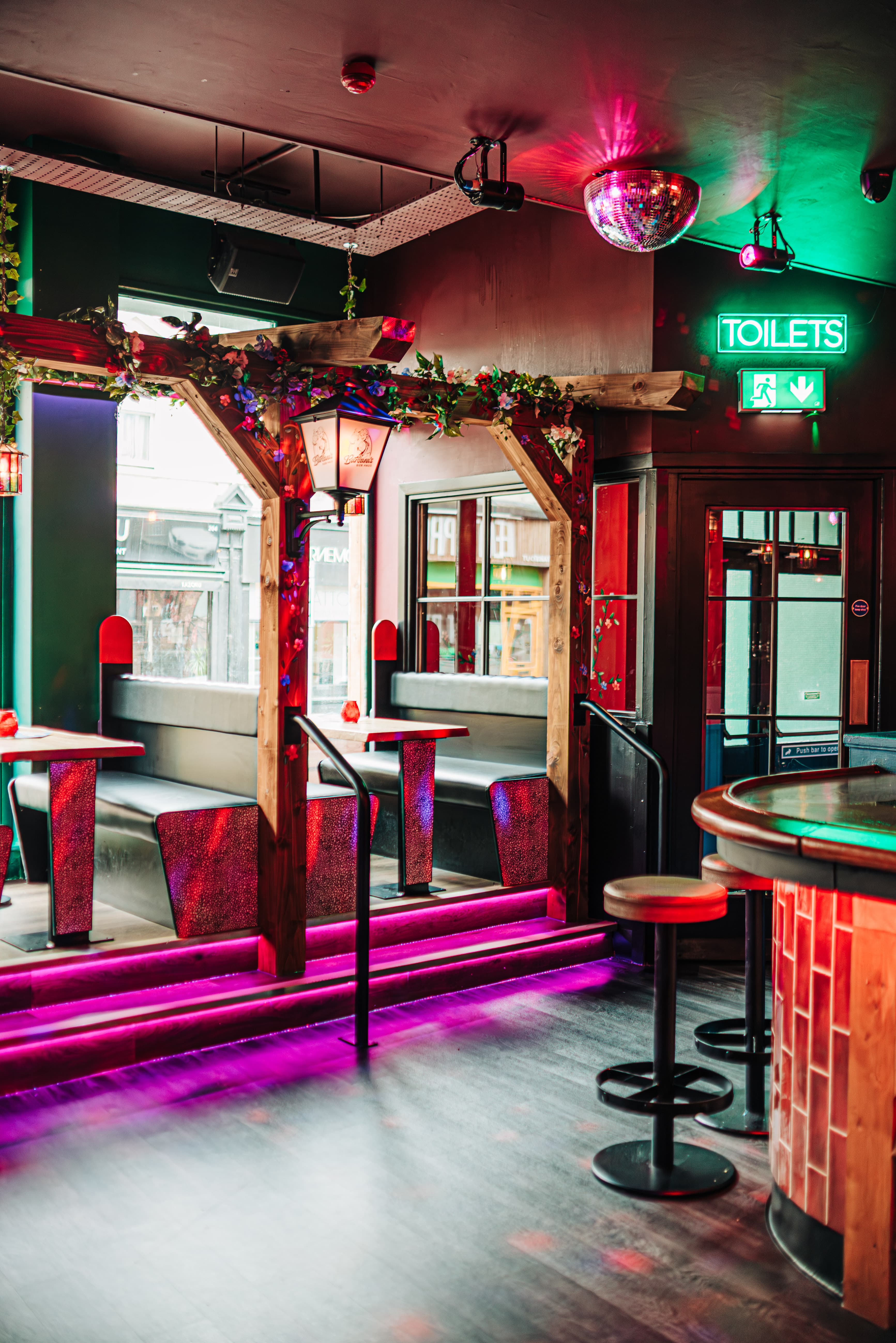 Barbara's Bier Haus Bournemouth, Room 2 photo #2