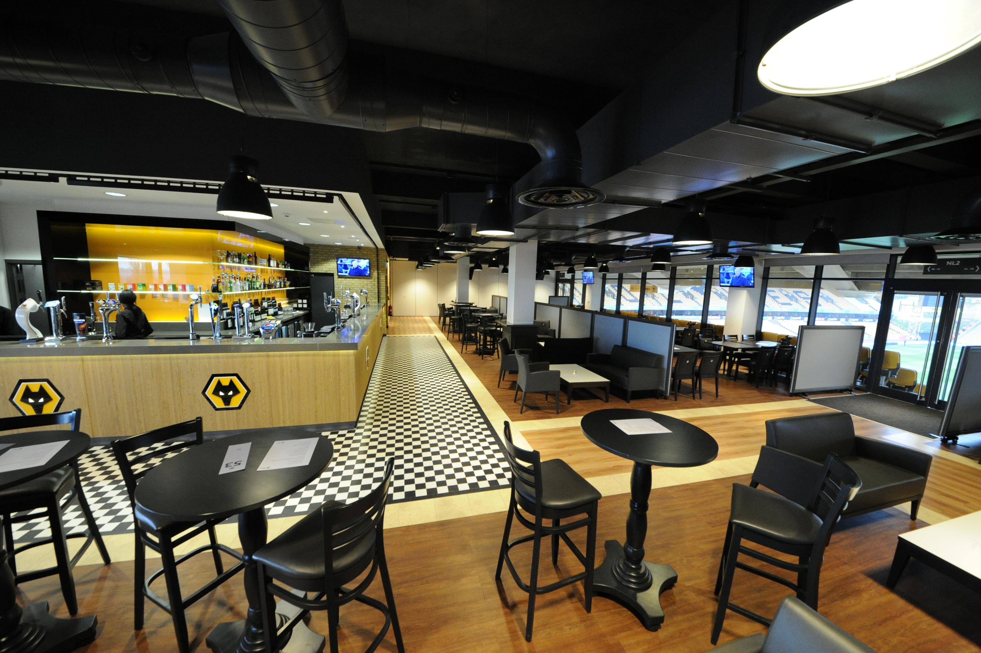 Photo of Molineux Stadium, Wv1 Bar