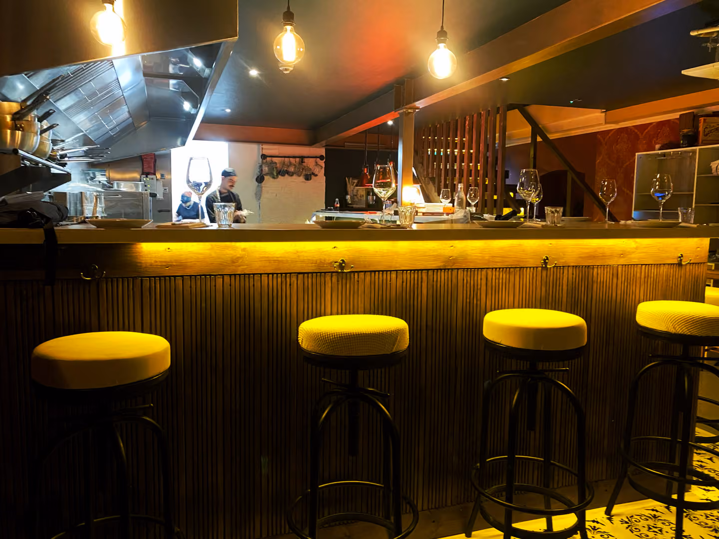 Sunset Lounge, OSTERIA MBARE Clapham photo #7