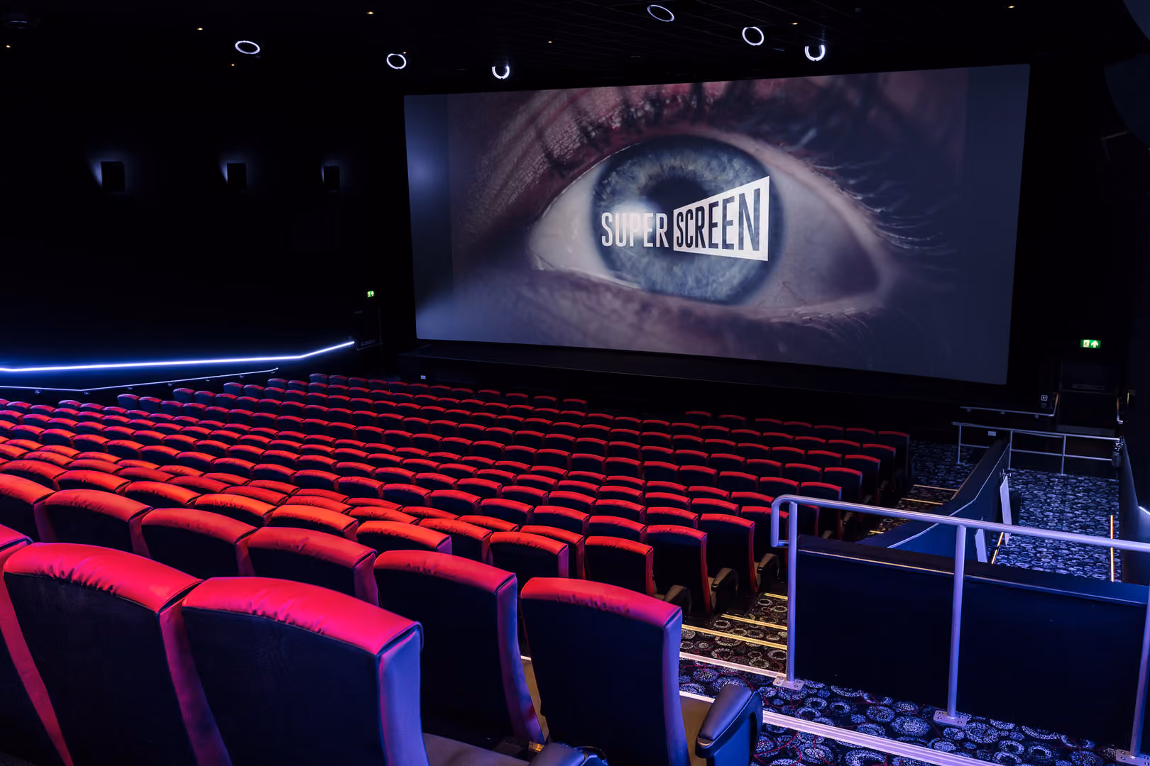 Screen 1 - 394 Seats, Cineworld Newcastle photo #2