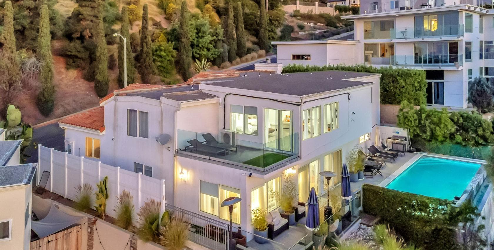 Entire Estate, Mansion w/ Breathtaking City Views photo #1