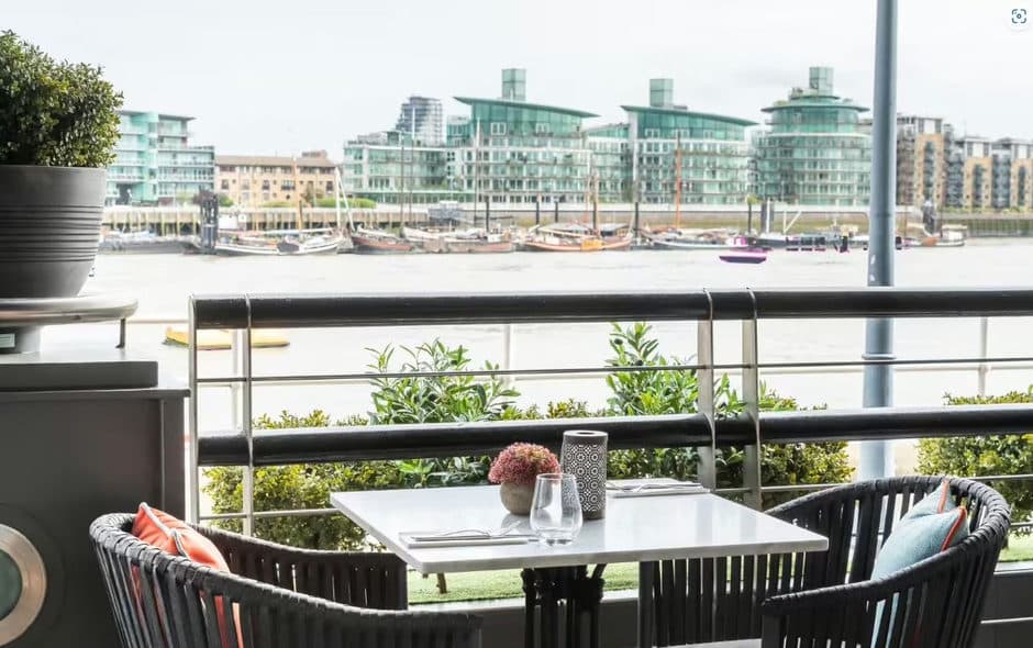 Riverside Terrace