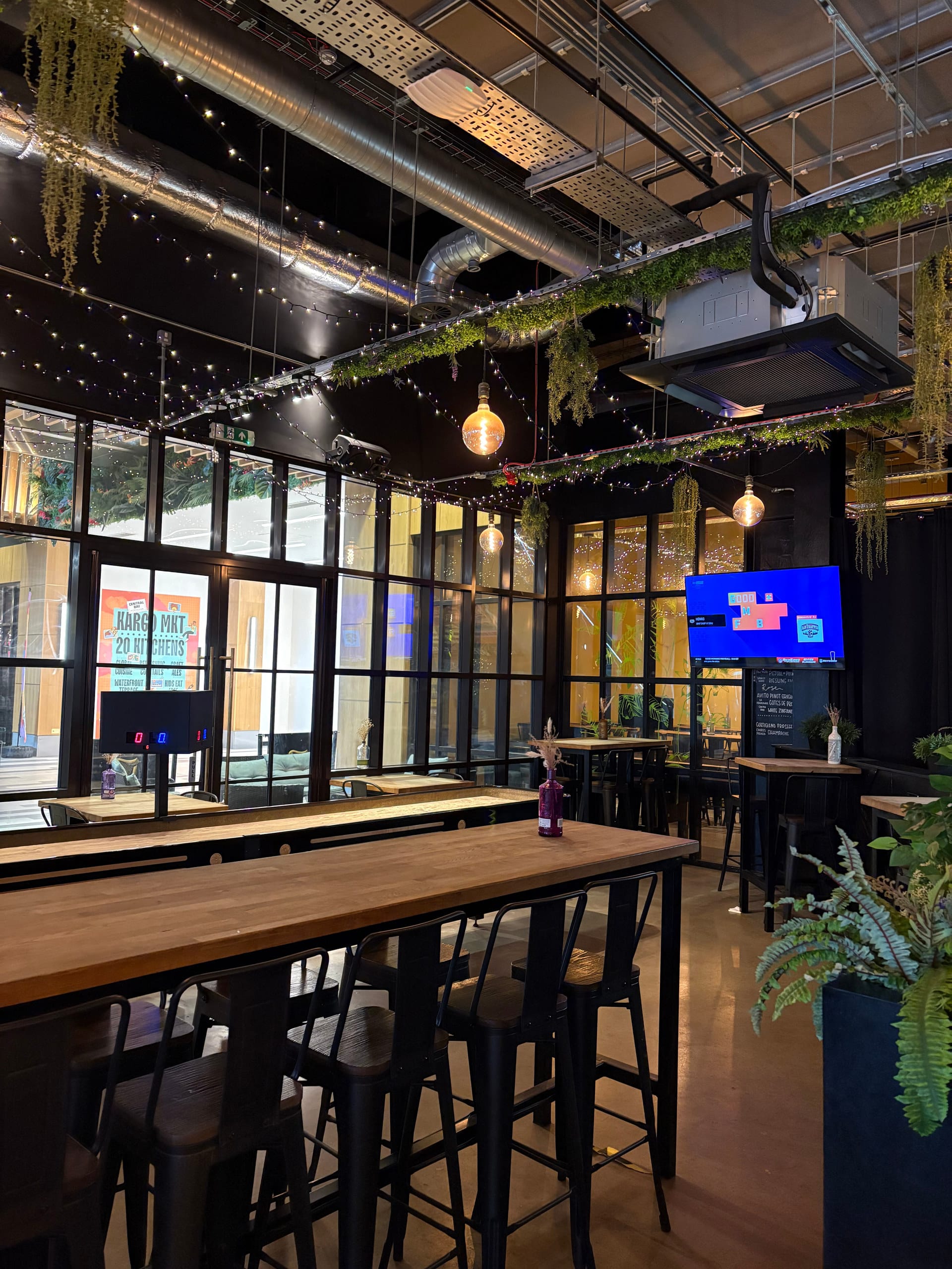 Photo of Seven Brothers Social, Shufl Area