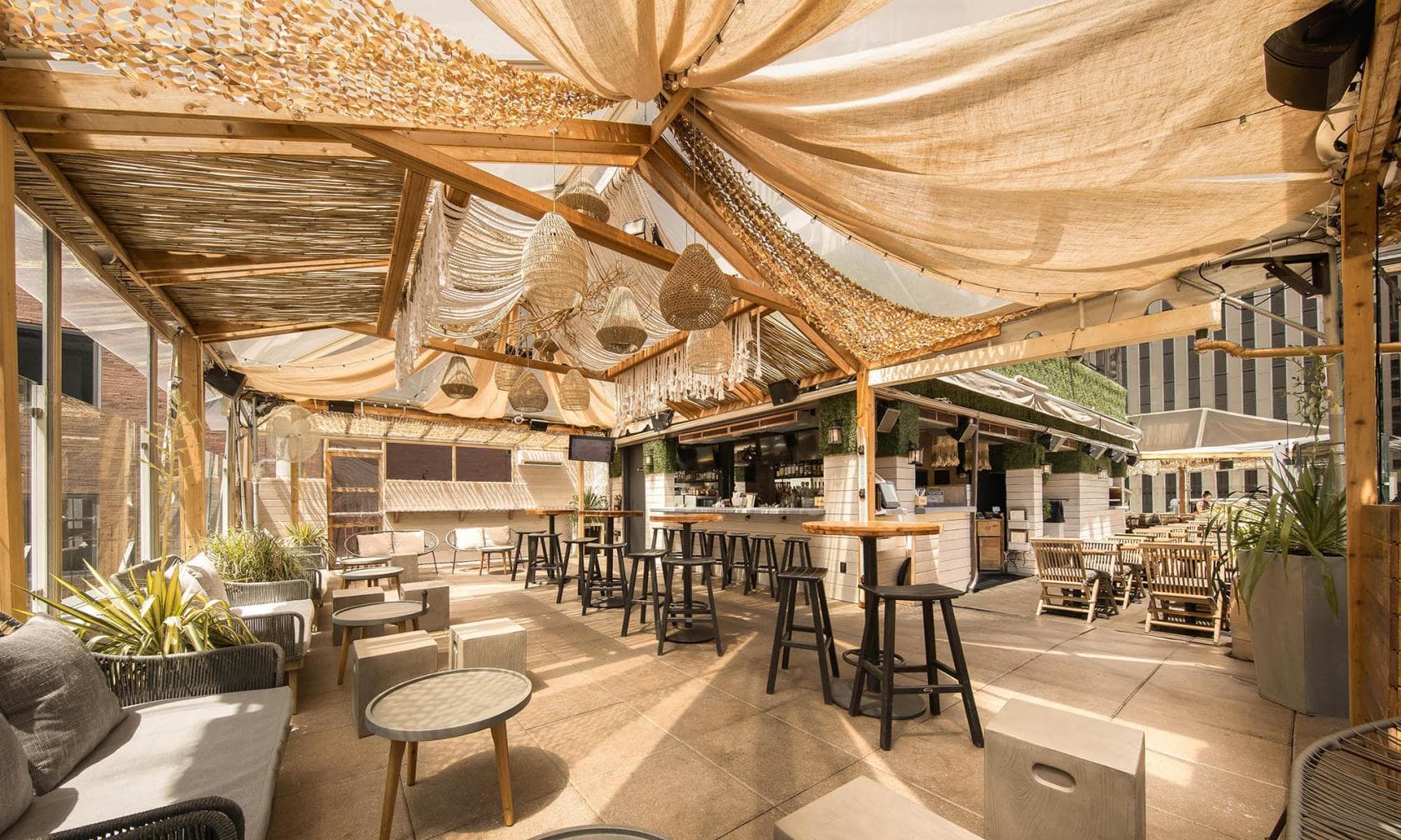 South Bar Priv/semi Priv