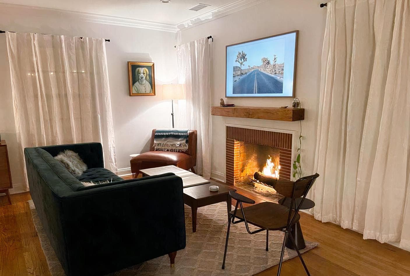 Entire Venue, Eclectic Mid-Century Artist Bungalow photo #1