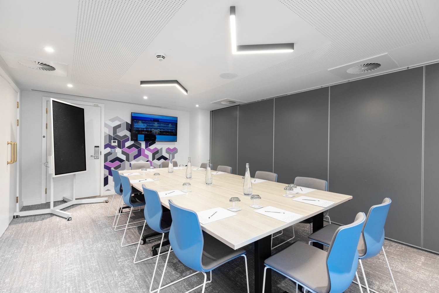Photo of YOTEL Edinburgh, HUBS