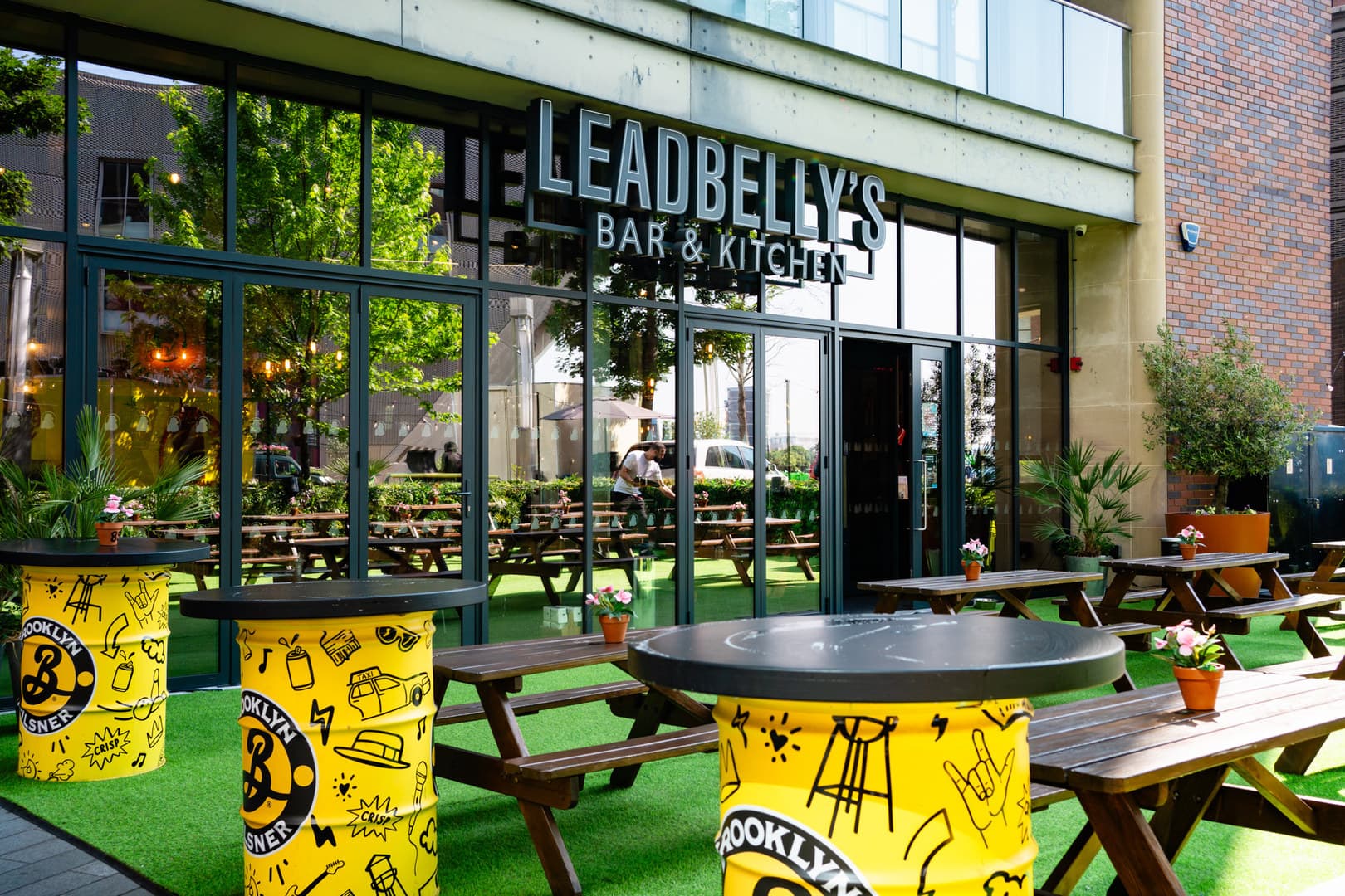 Outdoor Terrace, Leadbelly's Bar & Kitchen photo #2