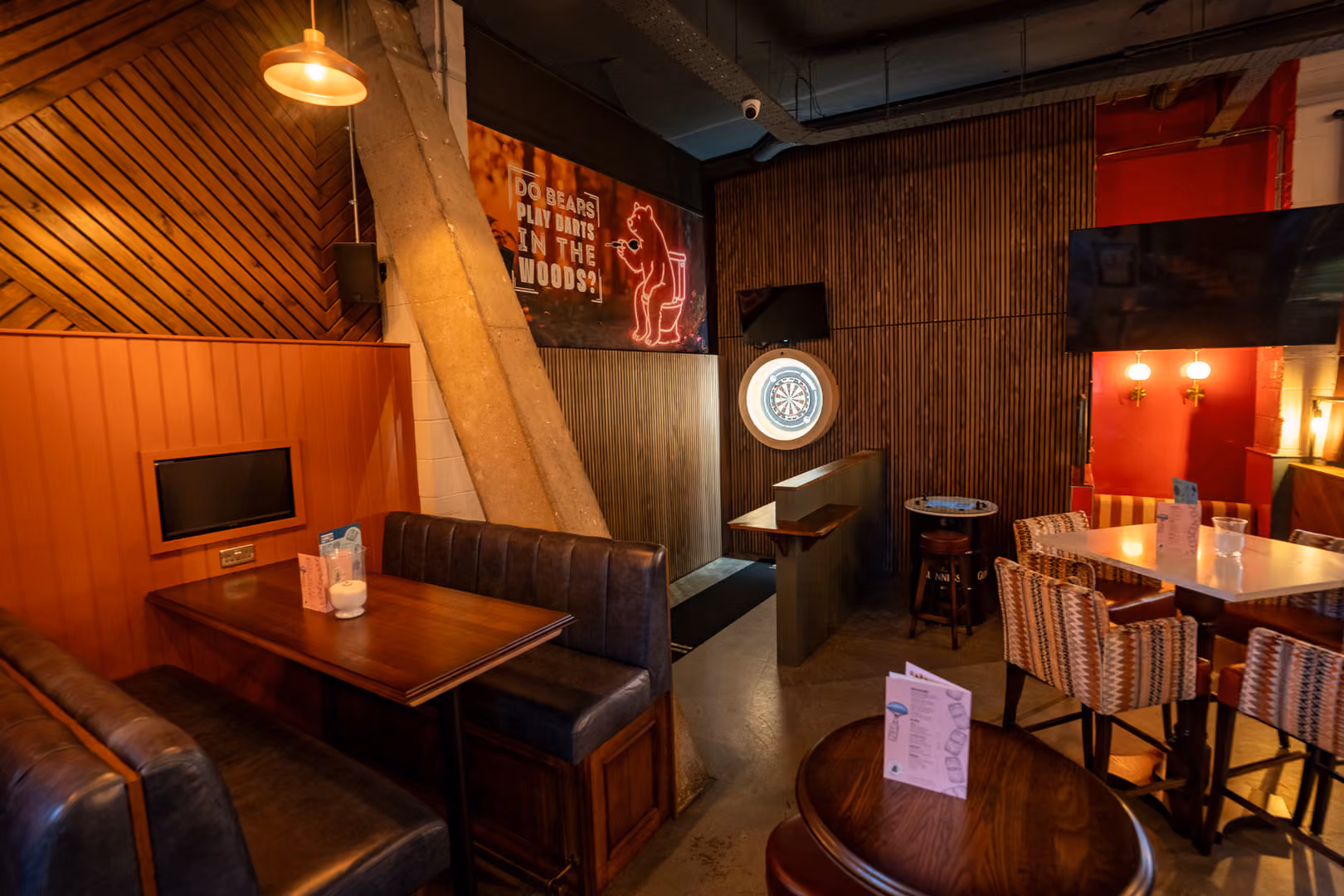 Sports Bar, Leadbelly's Bar & Kitchen photo #3