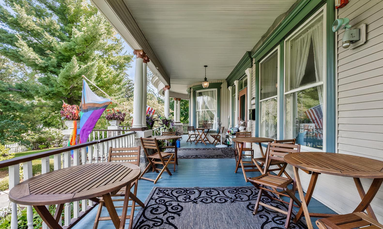 The Cherry Tree Inn Bed and Breakfast, Patio, undefined photo #1