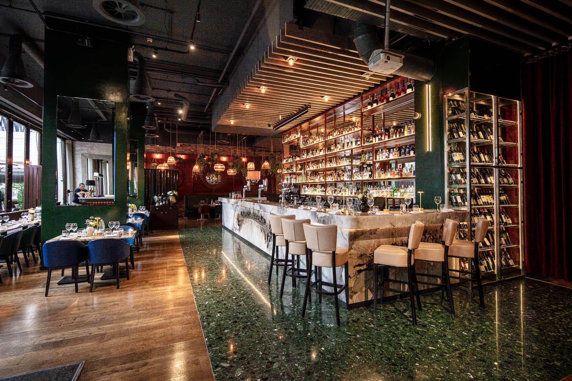 Smith's Bar, Smith's Bar & Grill photo #5