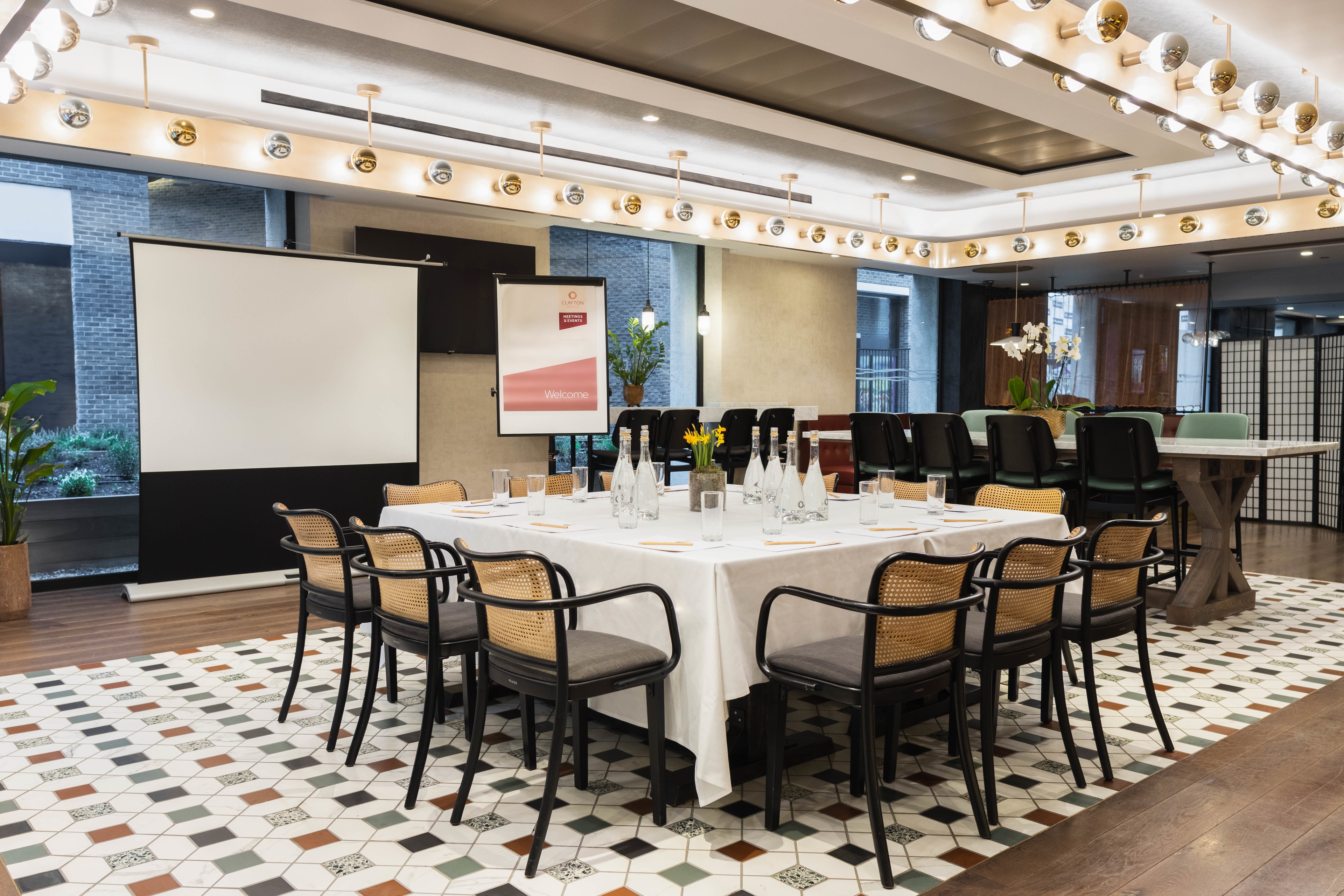 Photo of Clayton Hotel City Of London, Globe Bar At Clayton Hotel City Of London