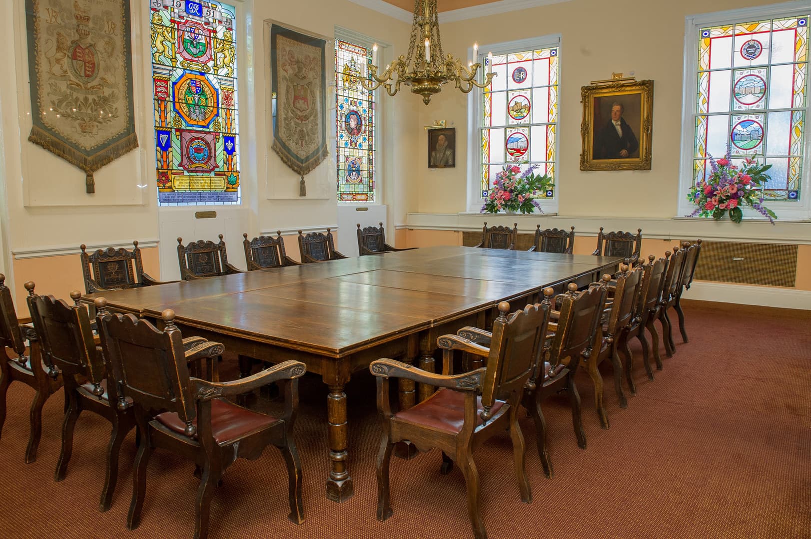 Council Chamber, Windsor Guildhall photo #3