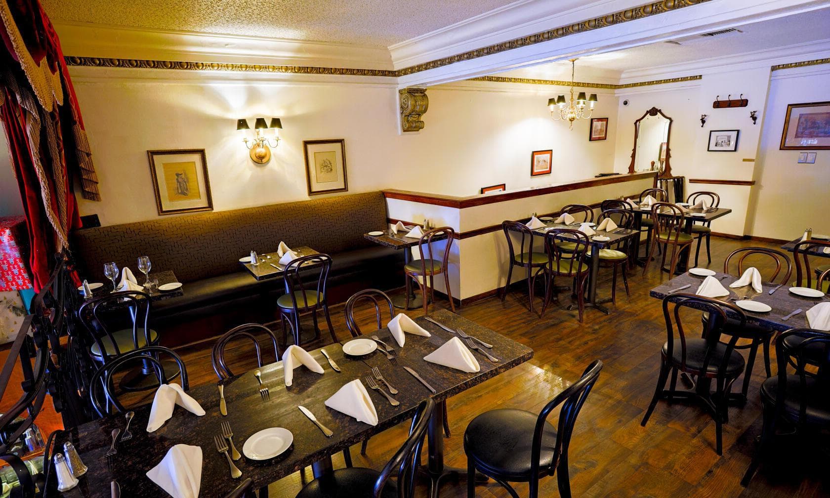 Inside Area, Dobson's Restaurant photo #1