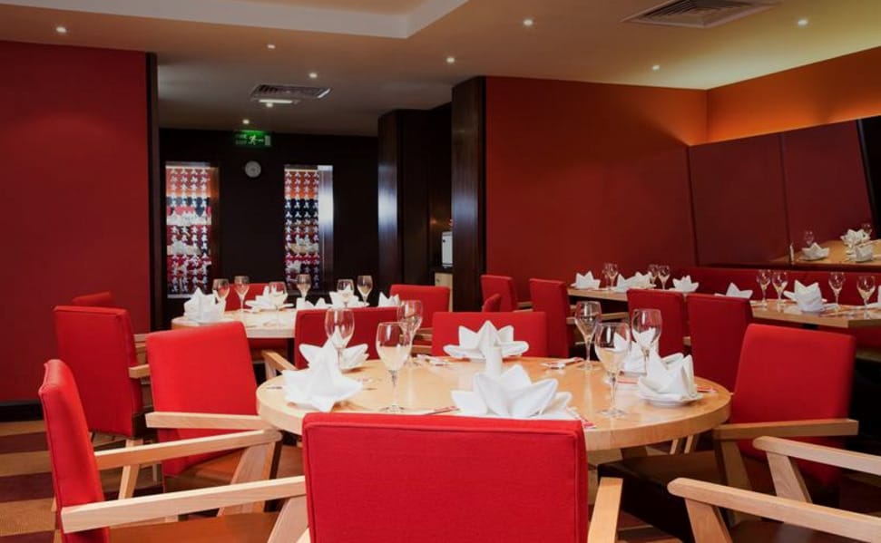 Photo of Crowne Plaza Manchester Airport, Sampans