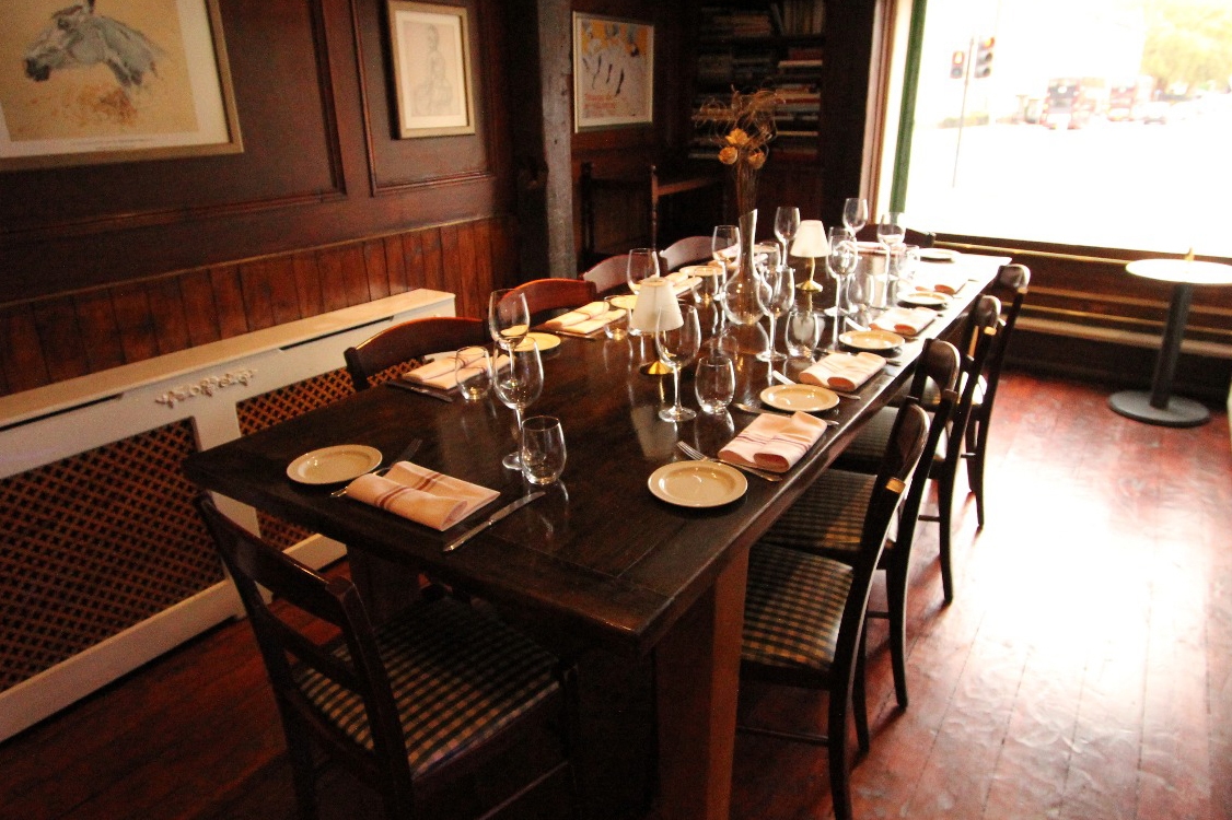 Photo of Toulouse Lautrec, Private Dining Room