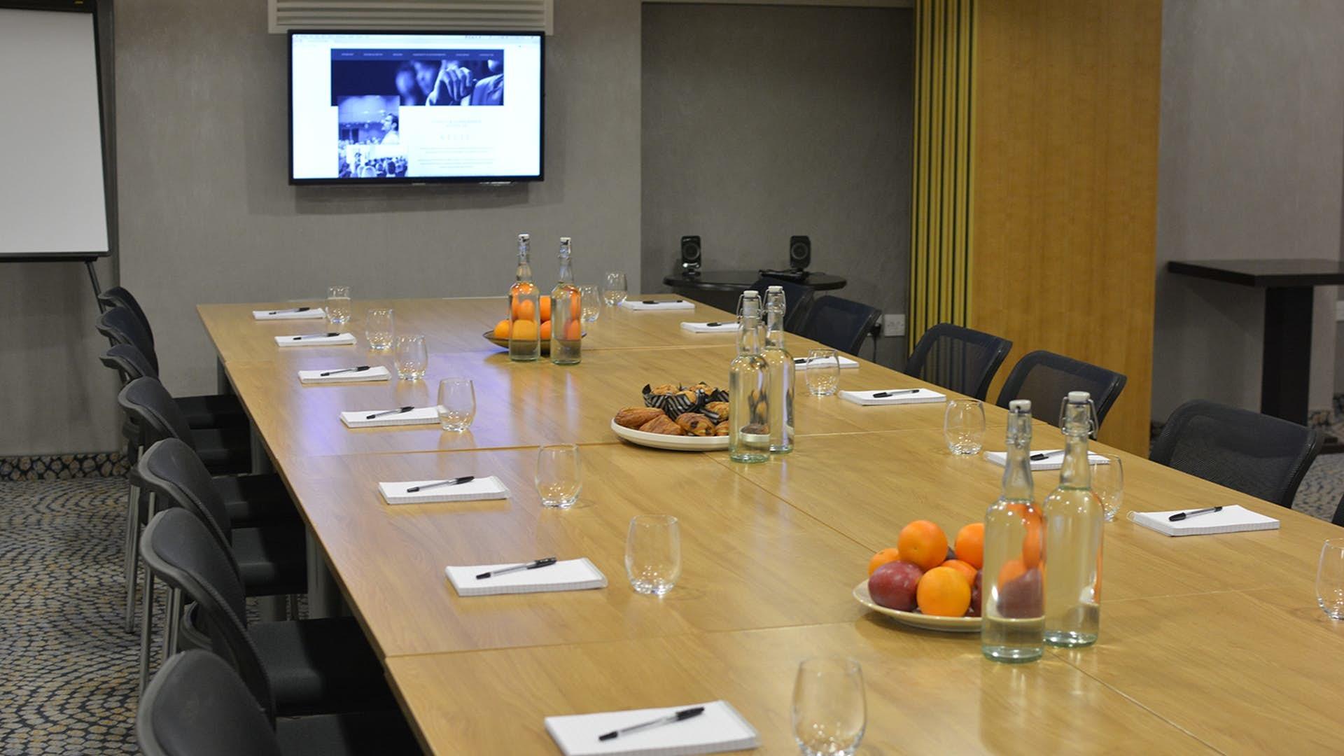 61lif, Full Conferencing Suite photo #0