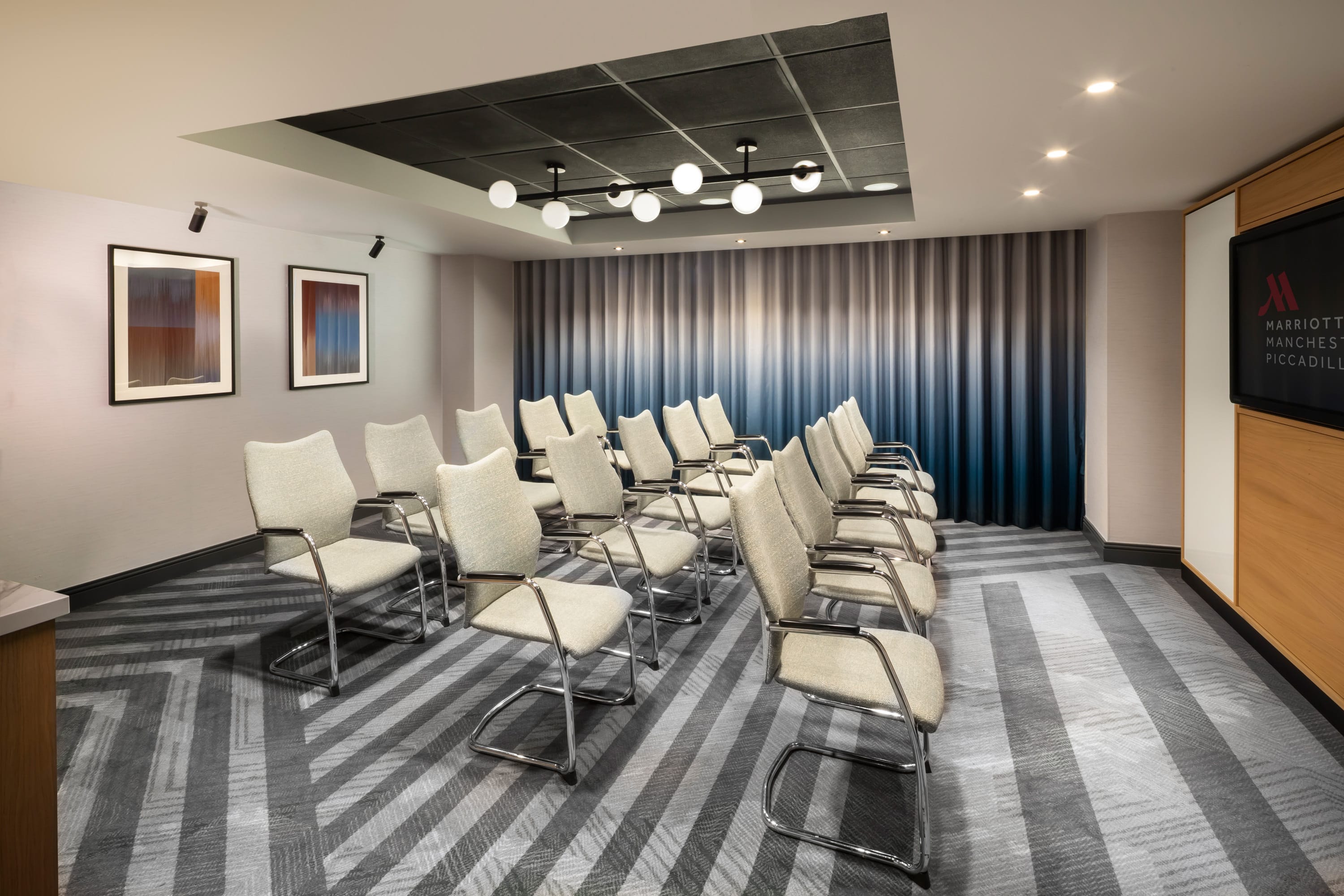 Photo of Manchester Marriott Hotel Piccadilly, Piccadilly Suite