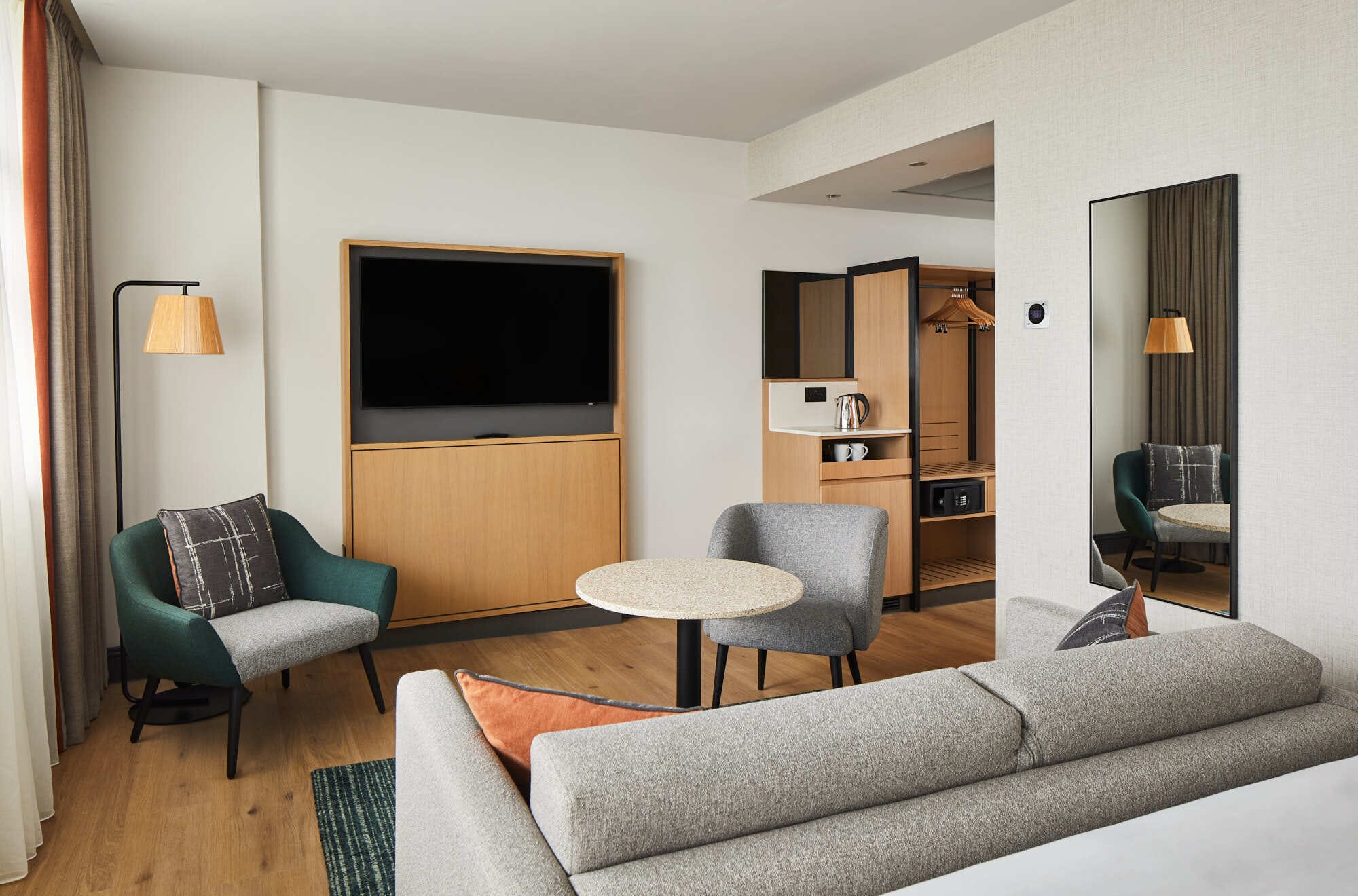 Photo of Manchester Marriott Hotel Piccadilly, Piccadilly Suite