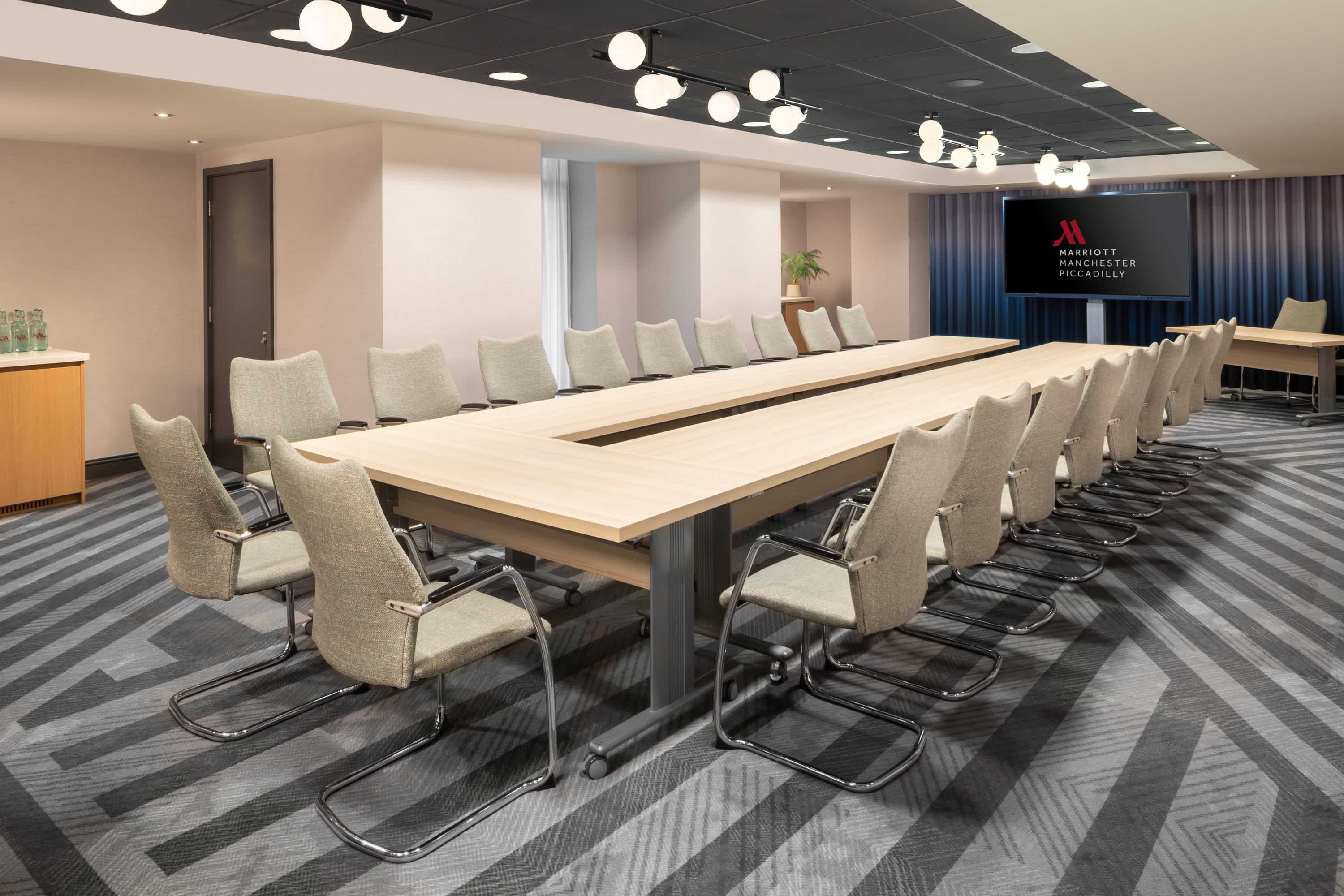 Photo of Manchester Marriott Hotel Piccadilly, Piccadilly Suite