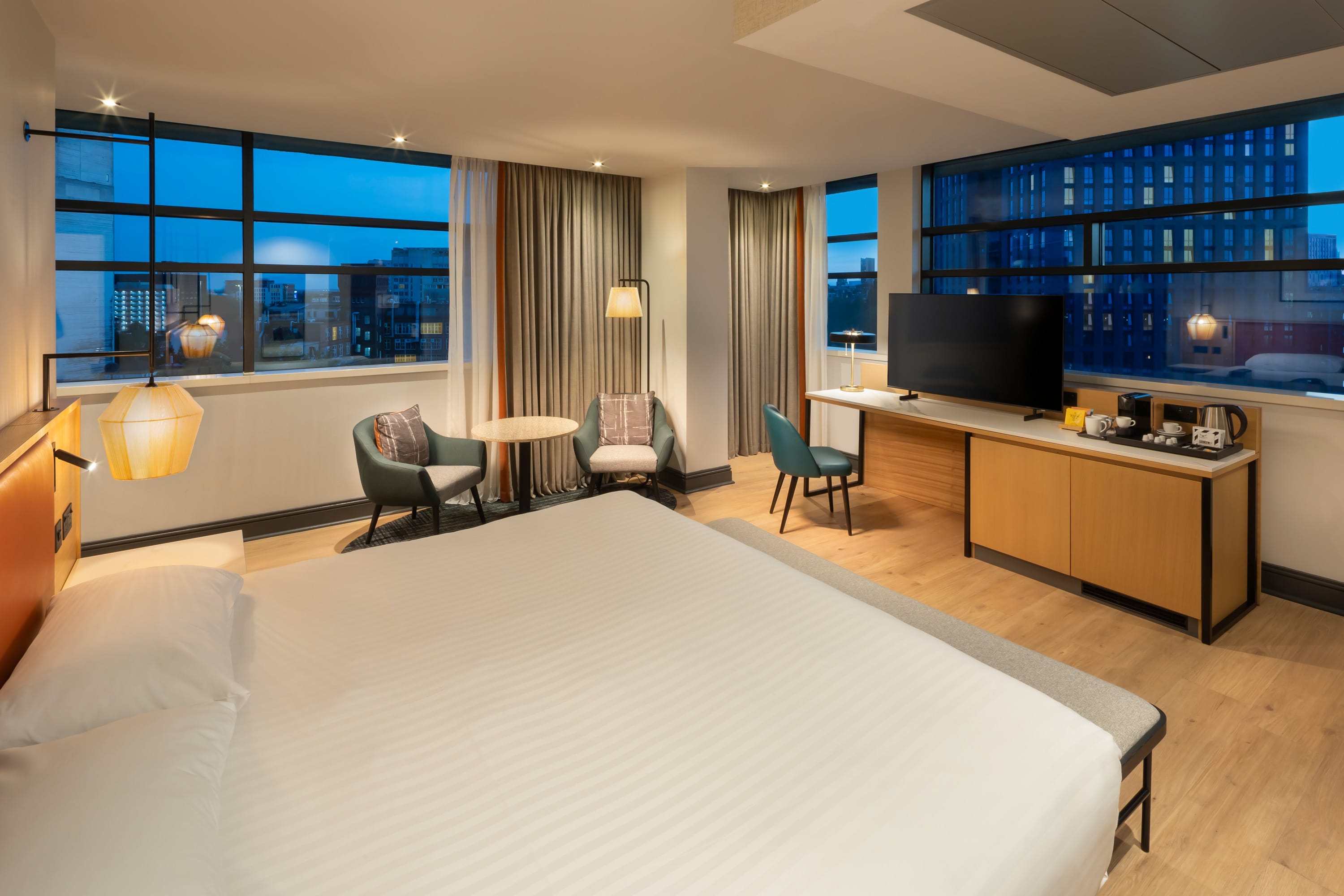 Photo of Manchester Marriott Hotel Piccadilly, Piccadilly Suite