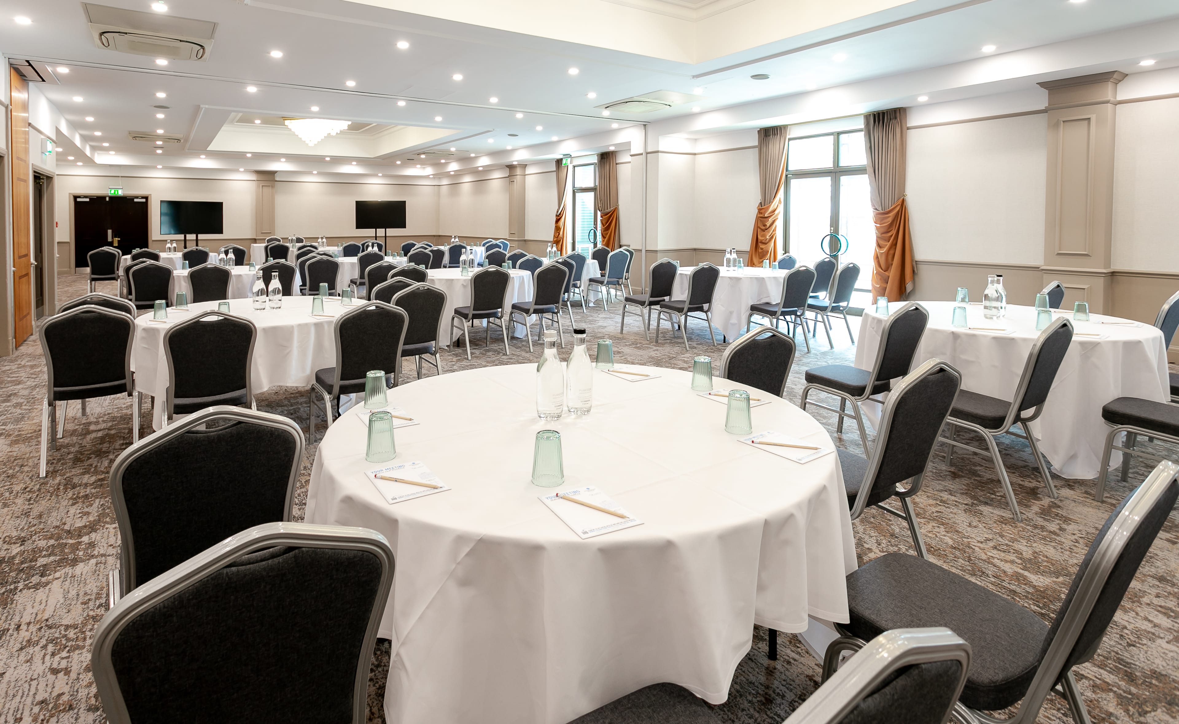 Photo of Cedar Court Hotels Bradford, Evergreen Suite