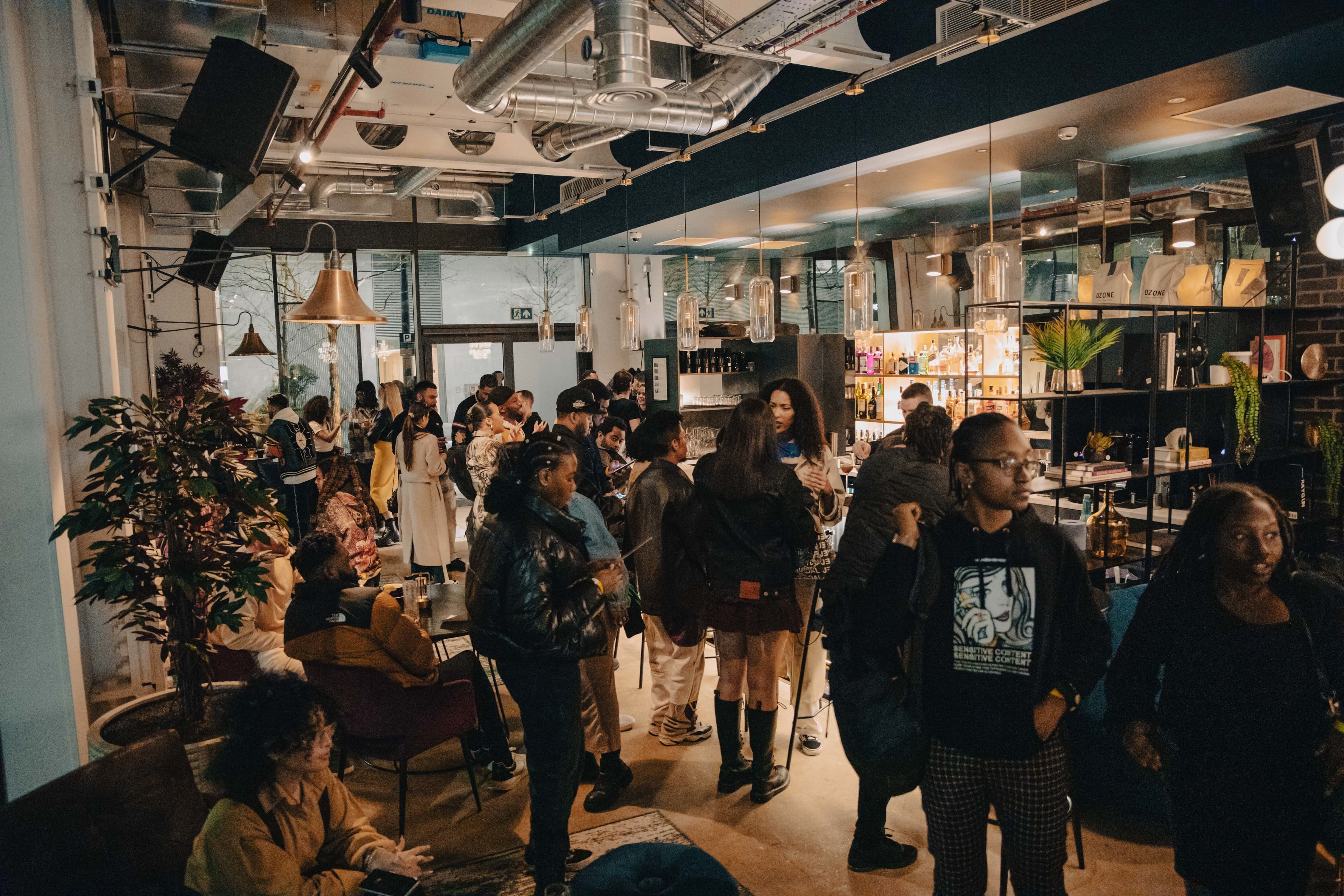 Qube East - Bar & Recording Studios photo #2