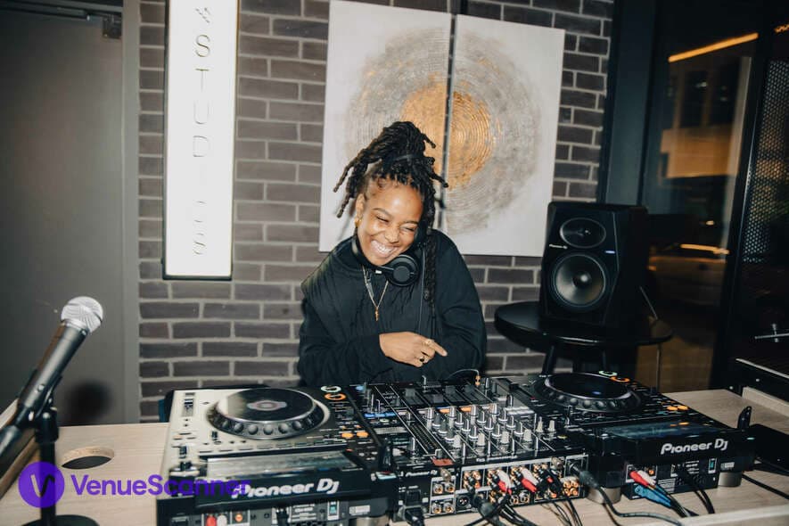 Music Team Building - DJing & Song Production 101, Qube East - Bar & Recording Studios photo #3