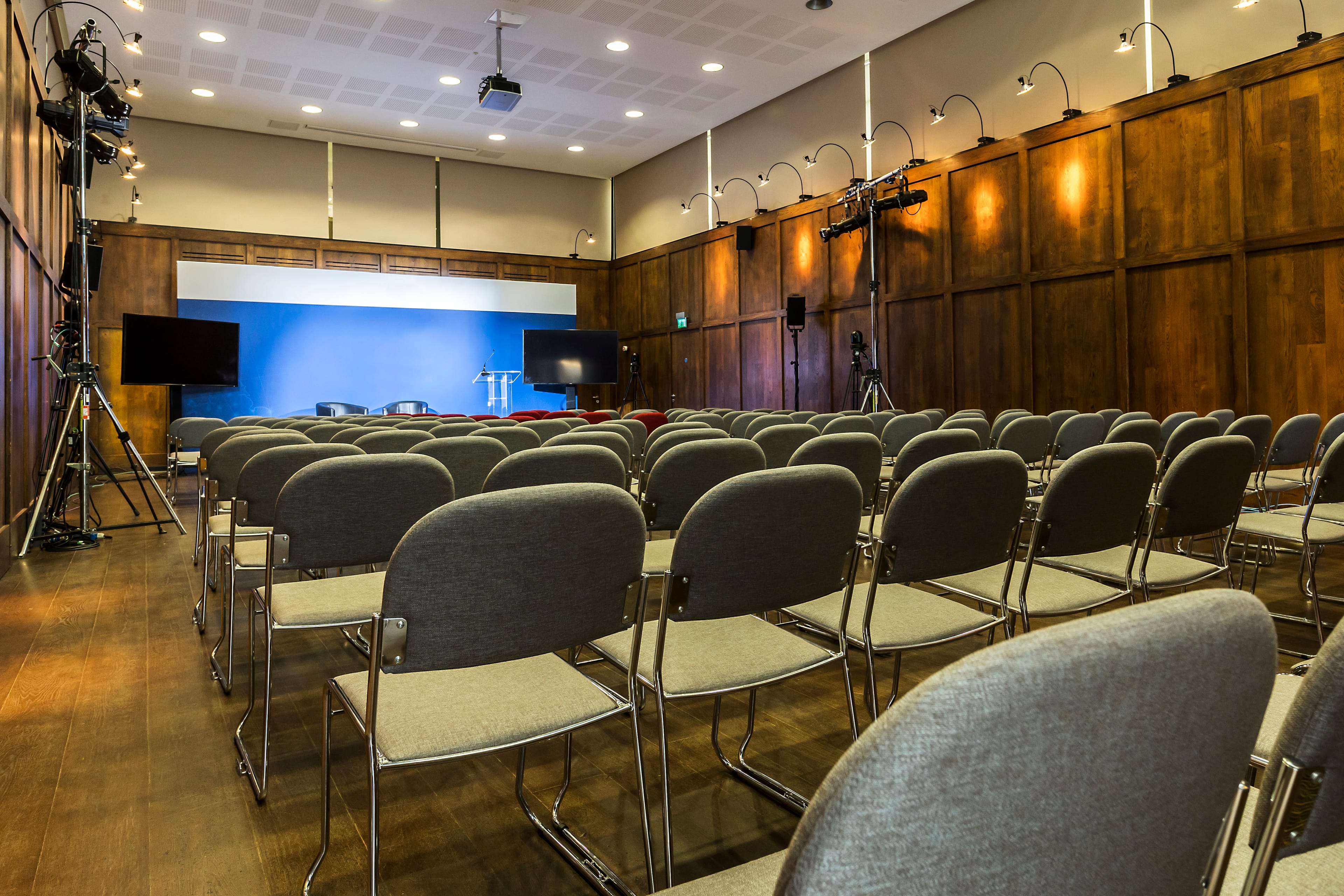 Photo of St Martin-in-the-Fields, St Martin's Hall + Lightwell