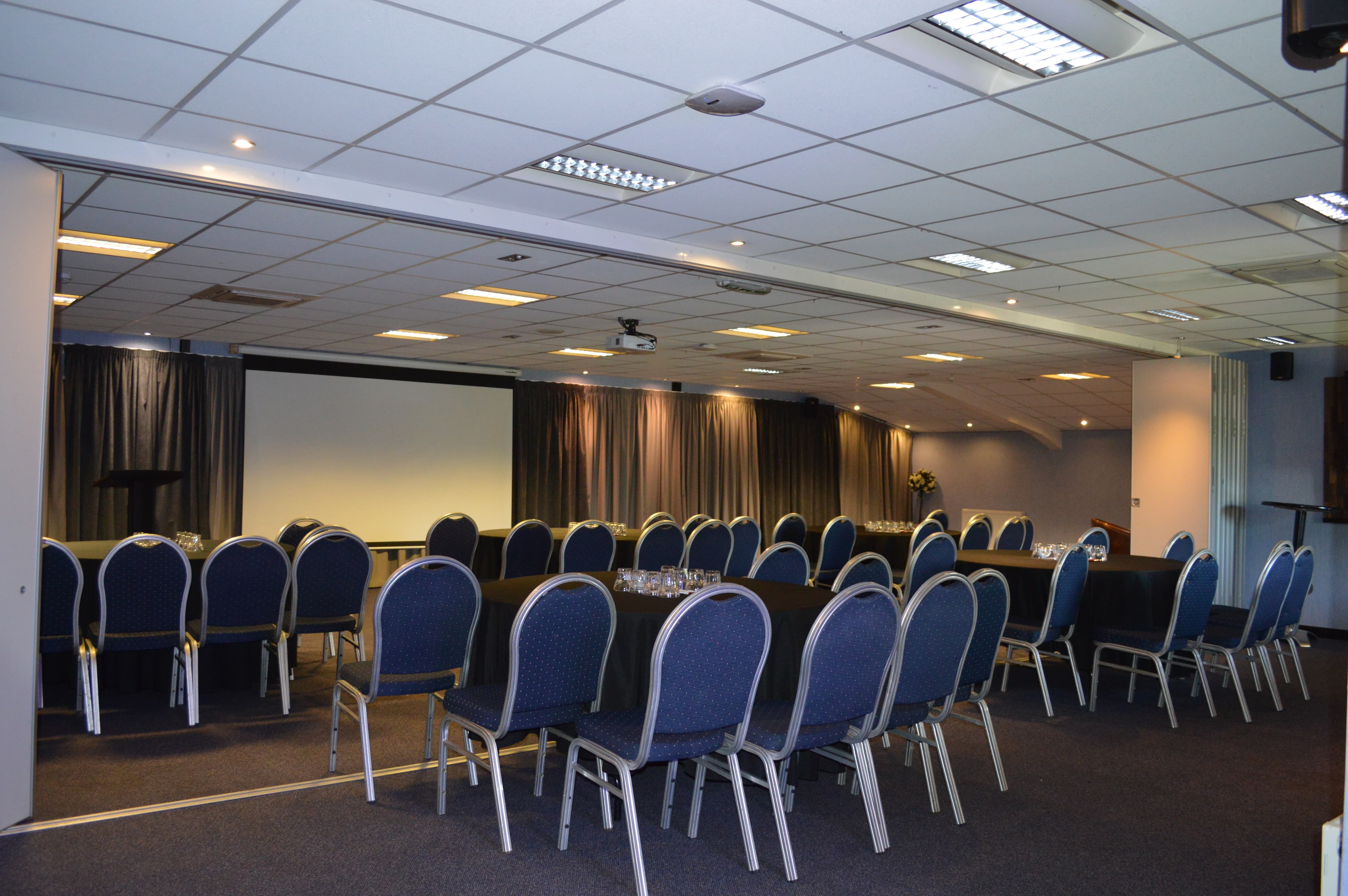 The Chestnut Suite, Heart Of England Conference And Events Centre photo #6