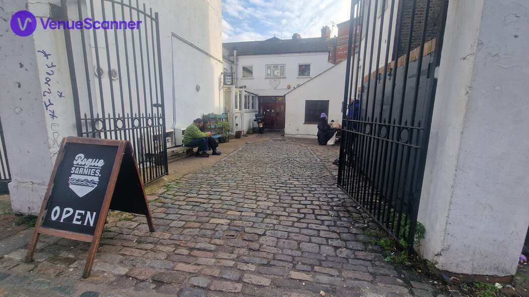 Green Room, Apiary Studios photo #3