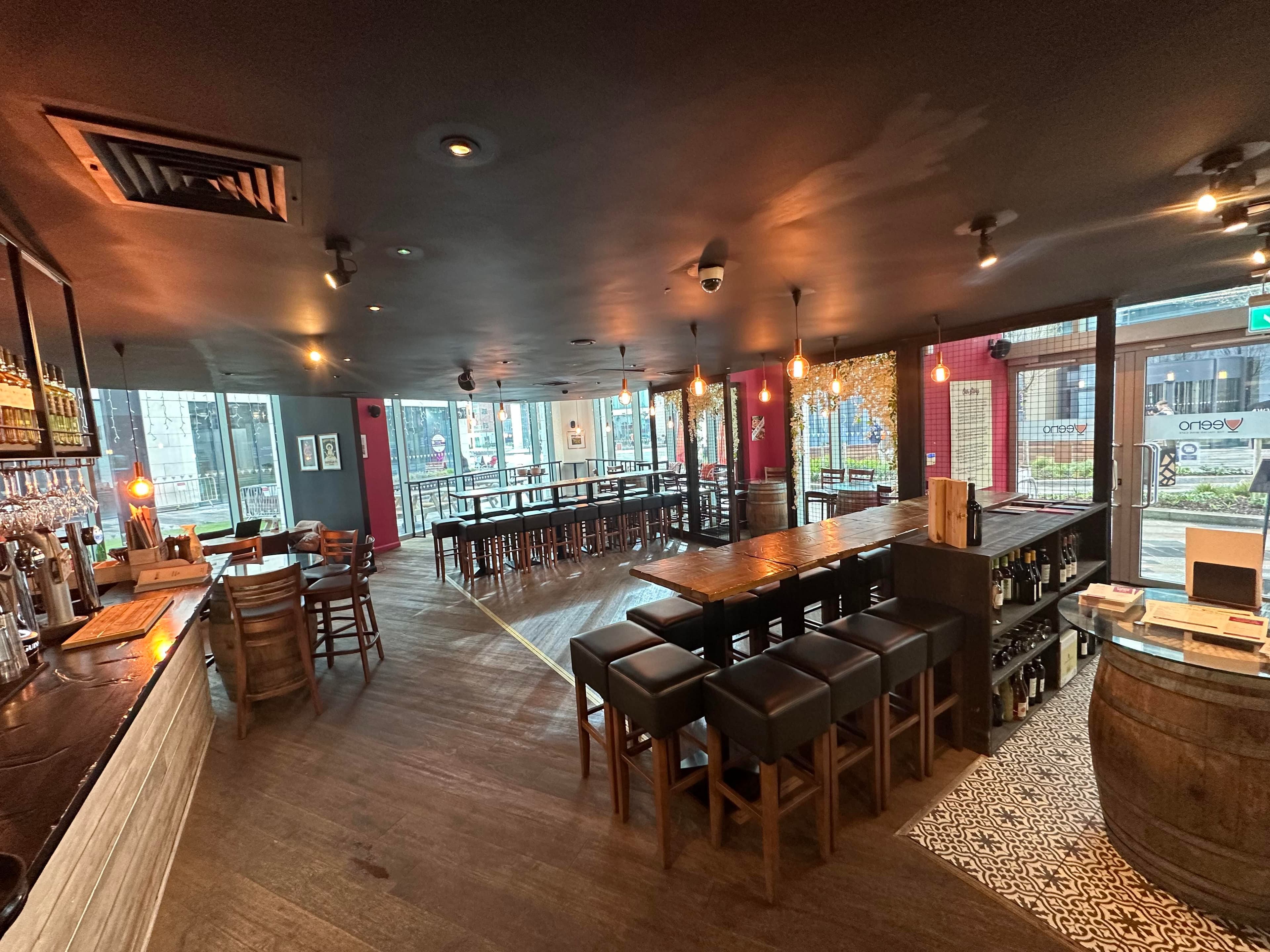 Exclusive Hire, Veeno Leeds, Wellington Place photo #9