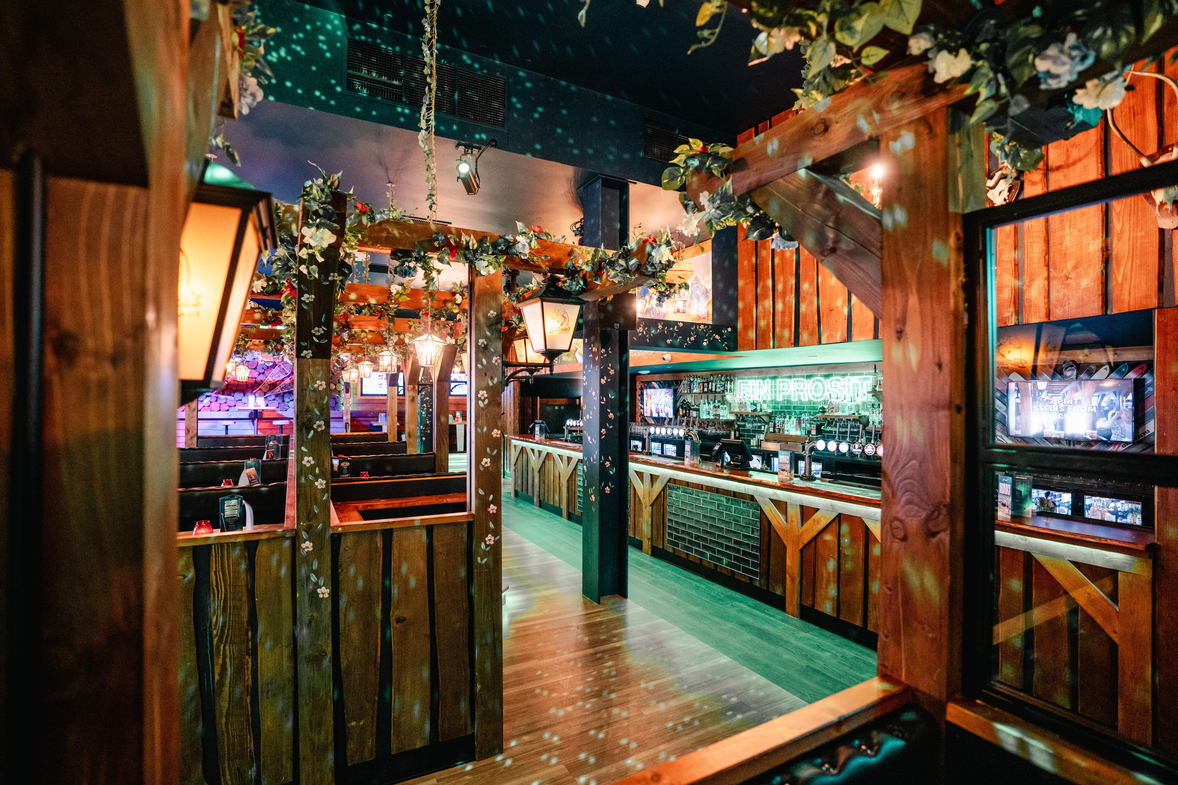 Photo of Barbara's Bier Haus Bristol, Bar 1