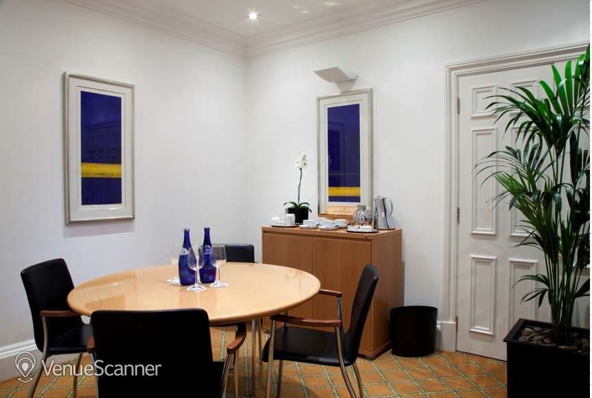 Meeting Room, The Argyll Club 53 Davies Street photo #1