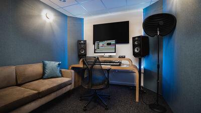 Recording Studio - Production, Voiceovers, Music, Podcasting