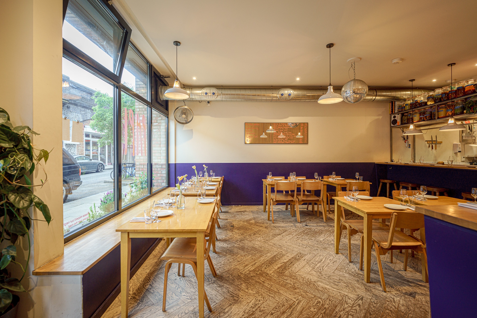 Photo of Papi Restaurant, Dining Room