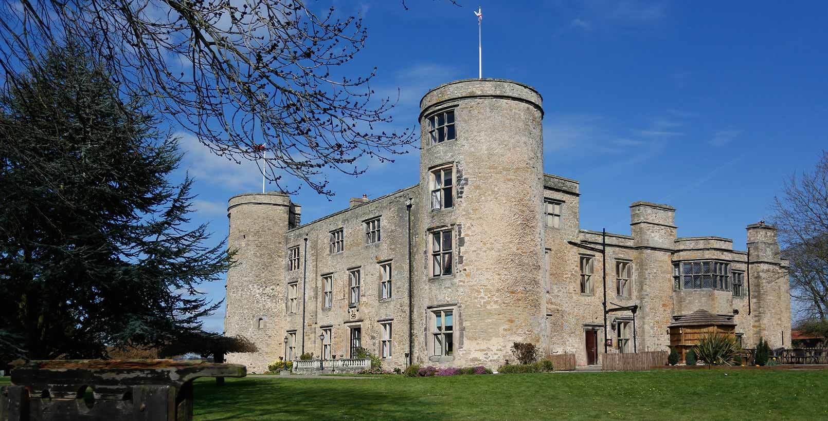 Photo of Walworth Castle Hotel