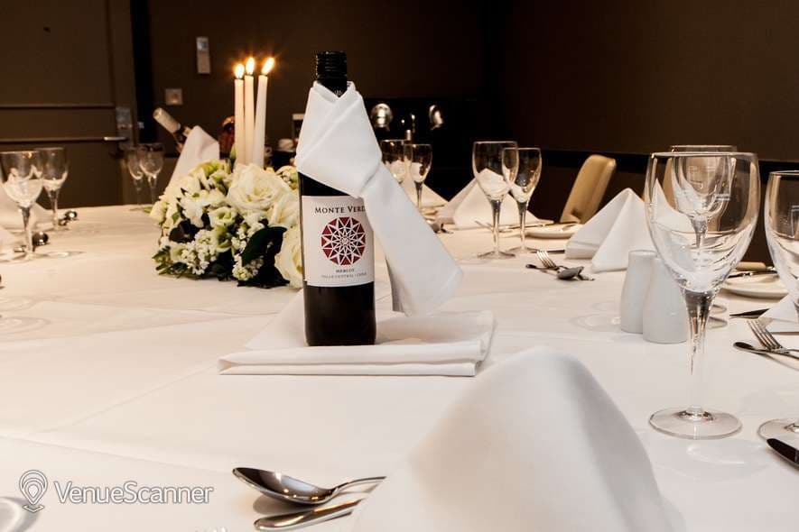 Chestnut Suite, Crowne Plaza Felbridge-gatwick photo #2