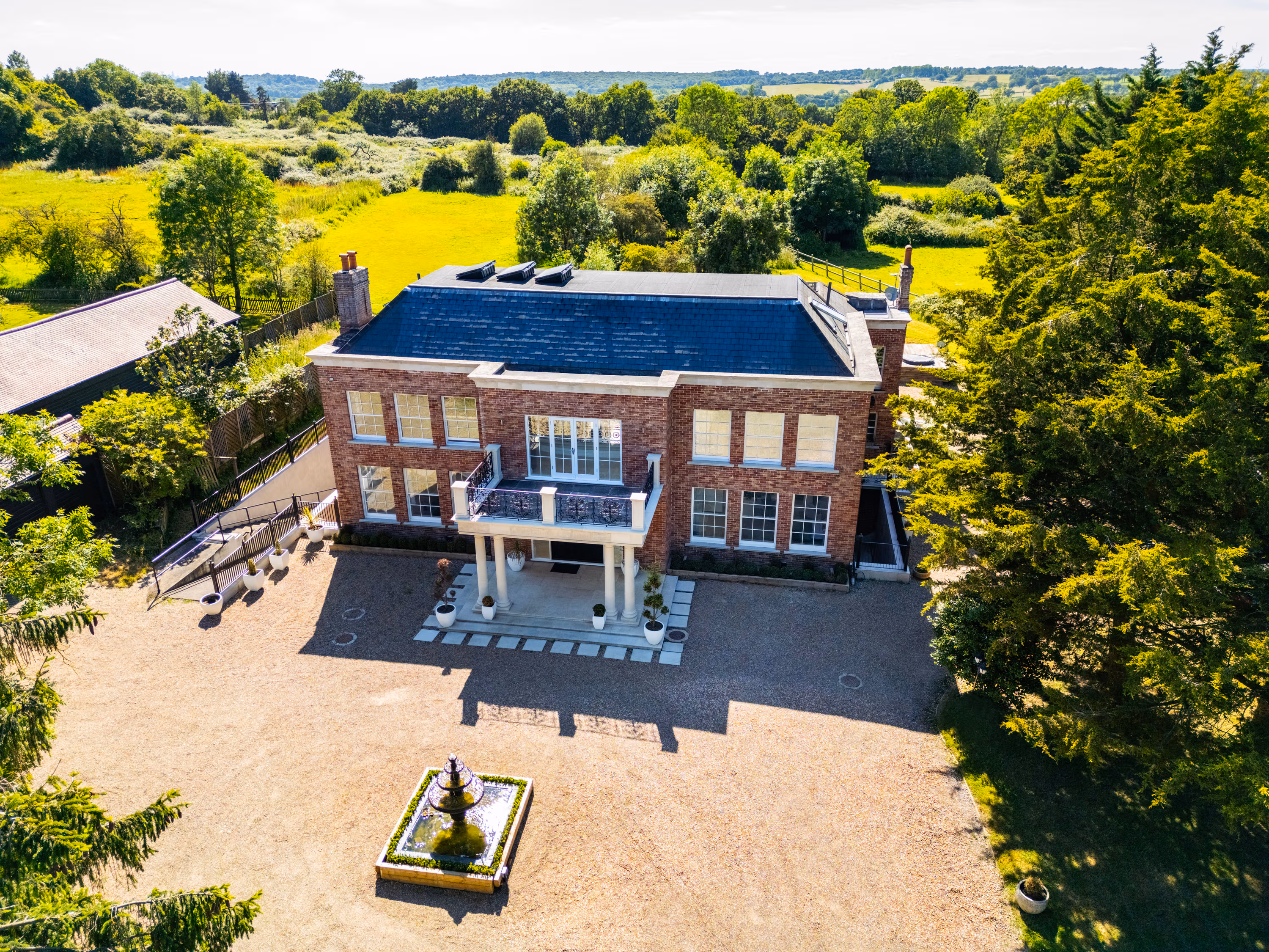 Photo of The Essex Mansion & Spa, Chigwell, Whole Venue