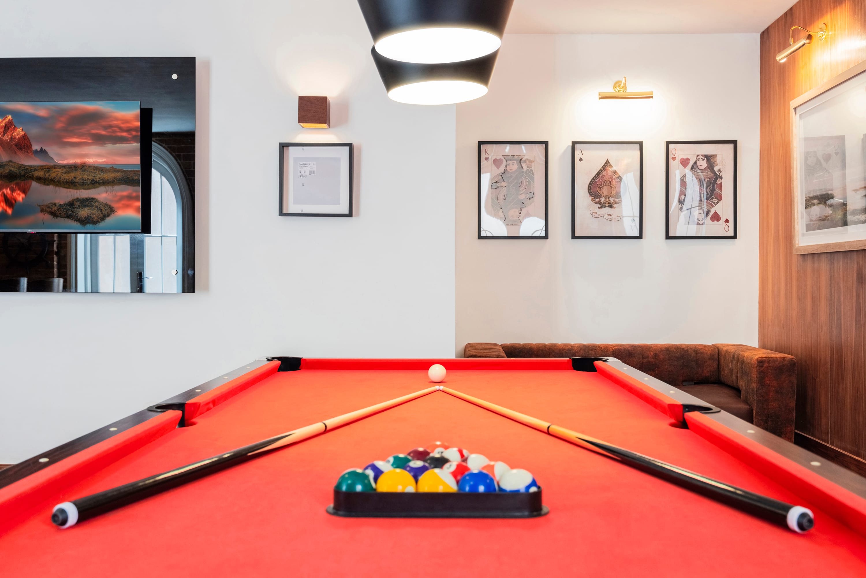 Photo of The Essex Mansion & Spa, Chigwell, Whole Venue