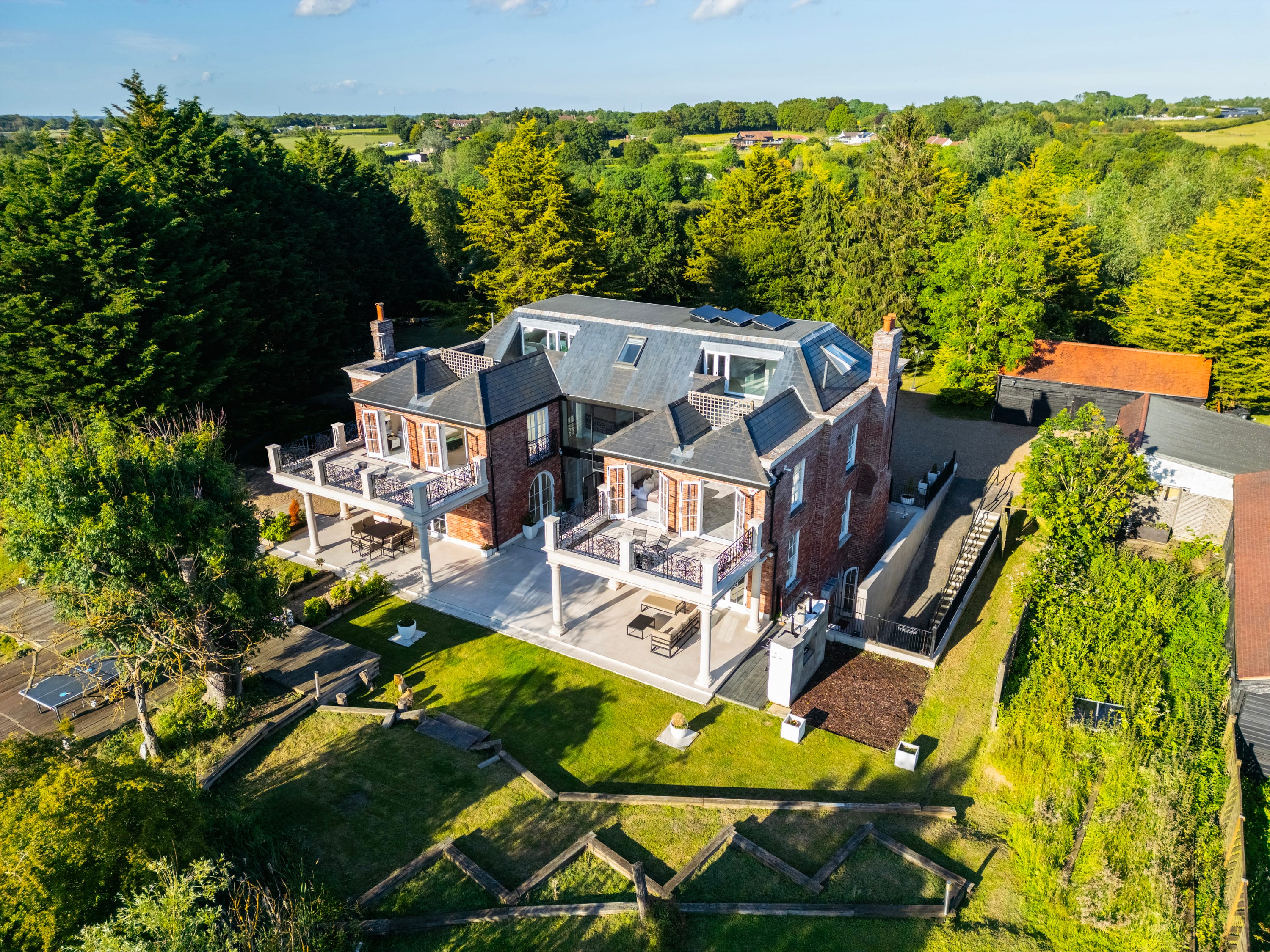 Photo of The Essex Mansion & Spa, Chigwell, Whole Venue