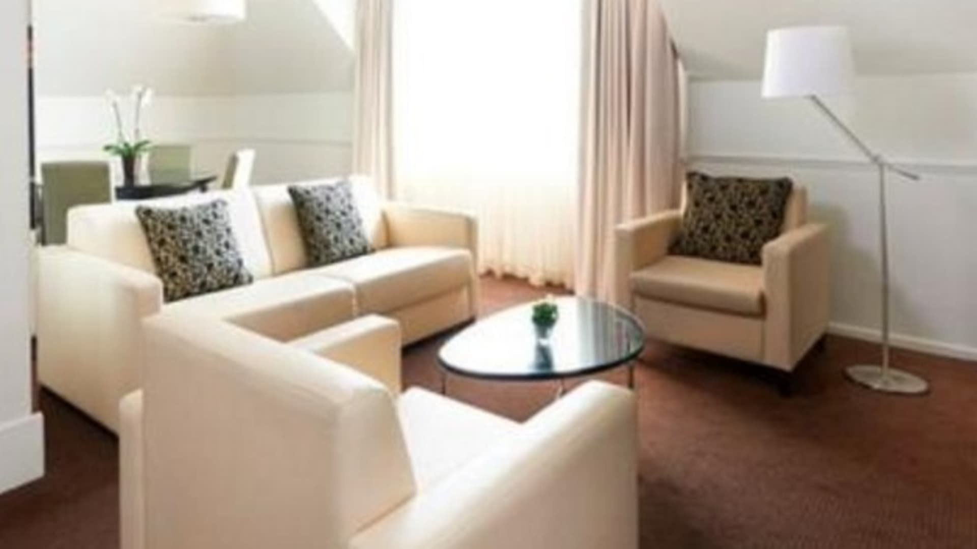 Hanover, Marriott Hotel Grosvenor Square photo #5