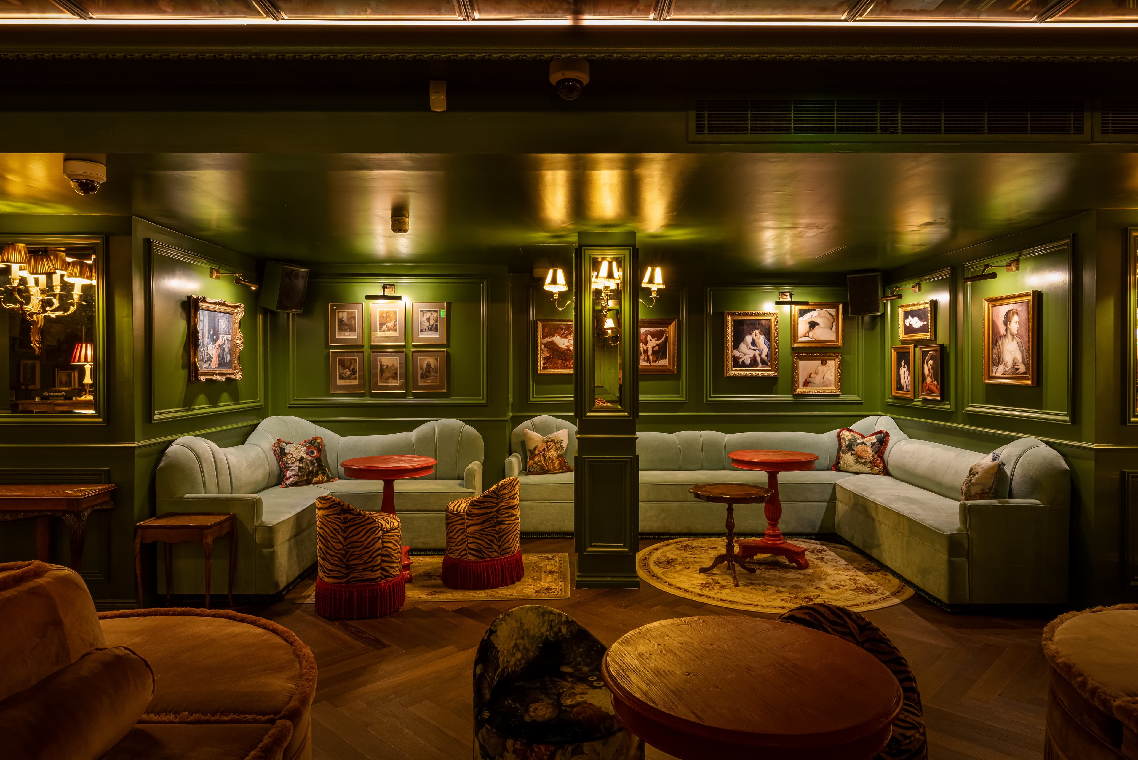Full Venue Hire, Dear Darling photo #9