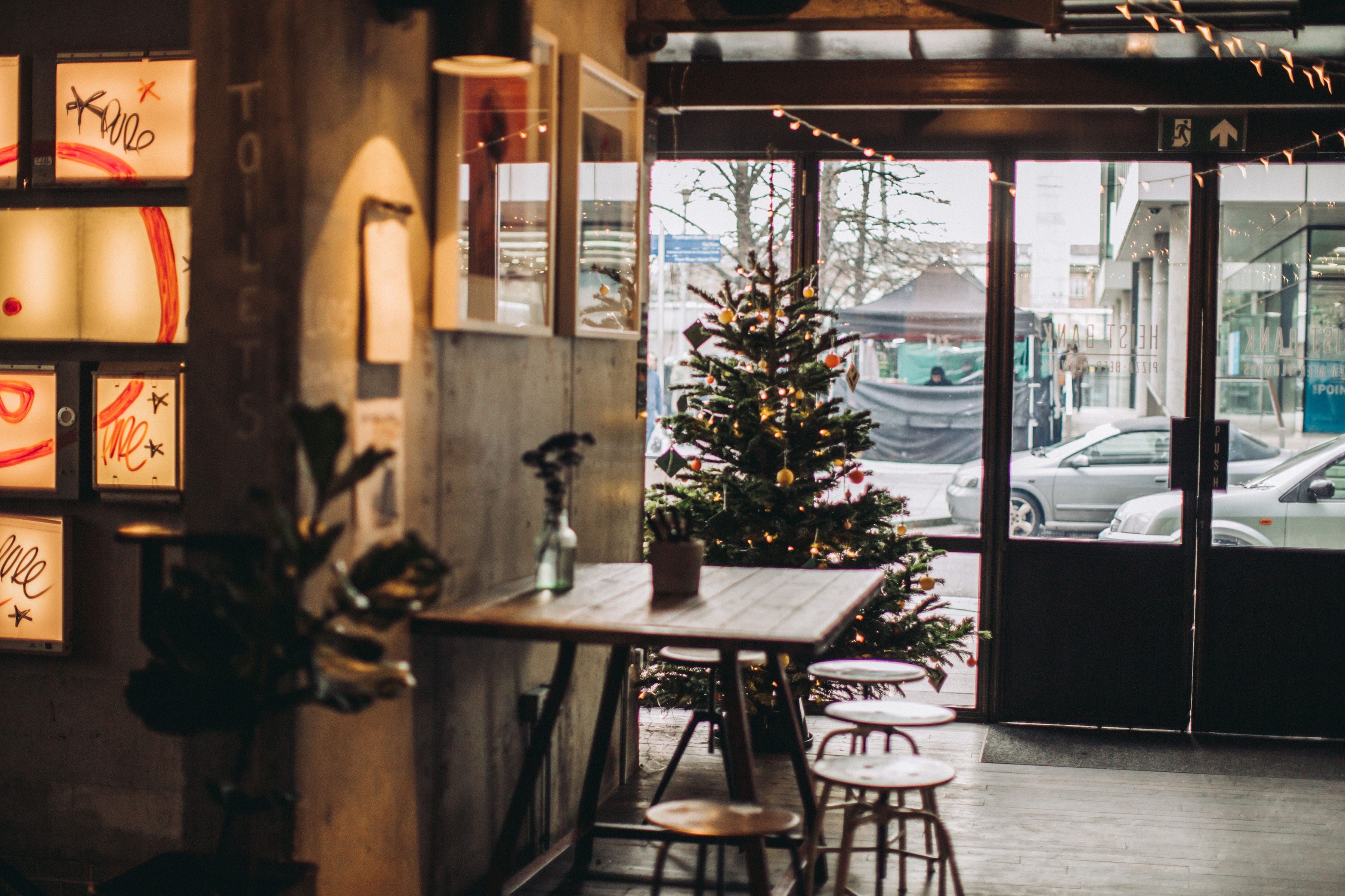 Photo of Heist Bank, Christmas Hire